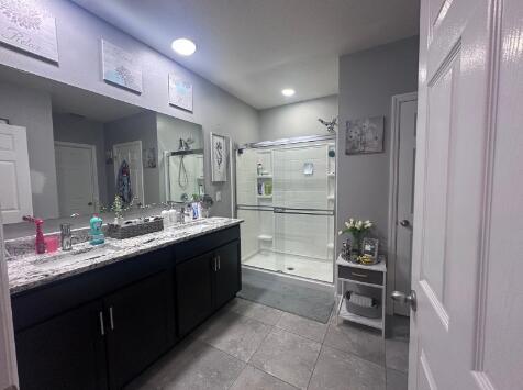 PORT ST LUCIE SECTION 33 - Residential Lease