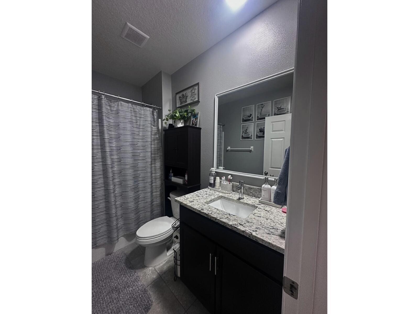 PORT ST LUCIE SECTION 33 - Residential Lease