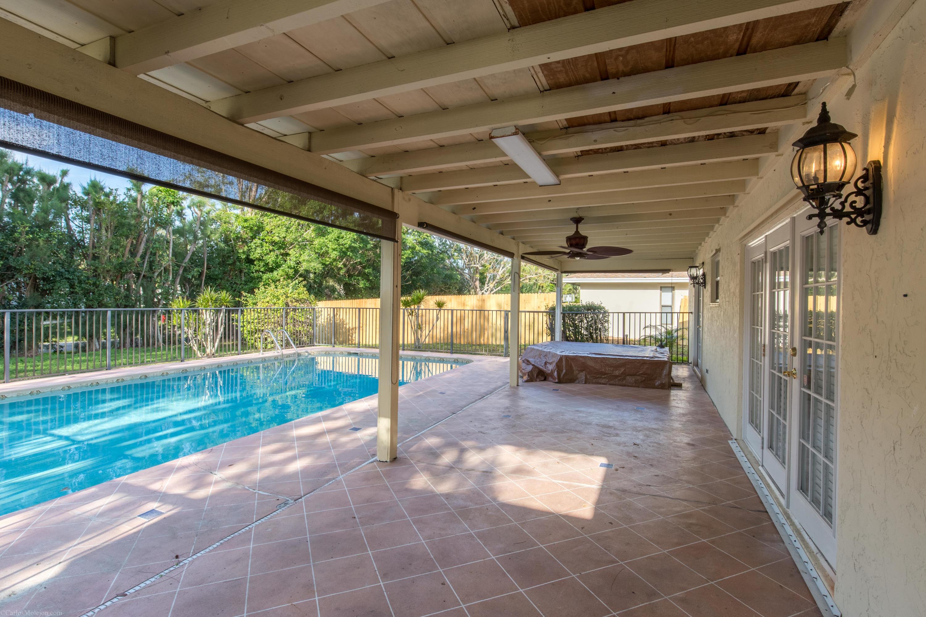 SOUTH SHORE 2 OF WELLINGTON - Residential