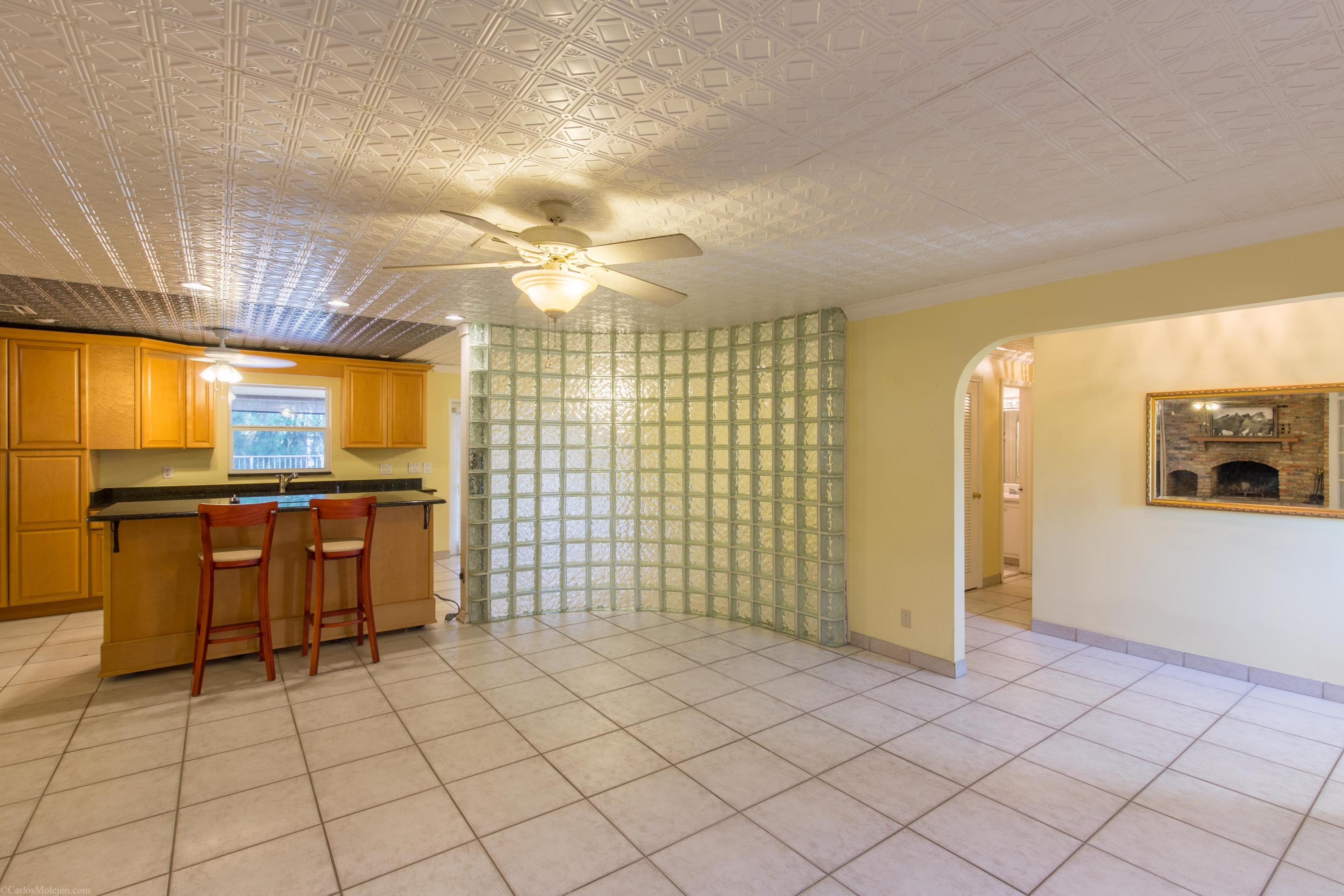 SOUTH SHORE 2 OF WELLINGTON - Residential