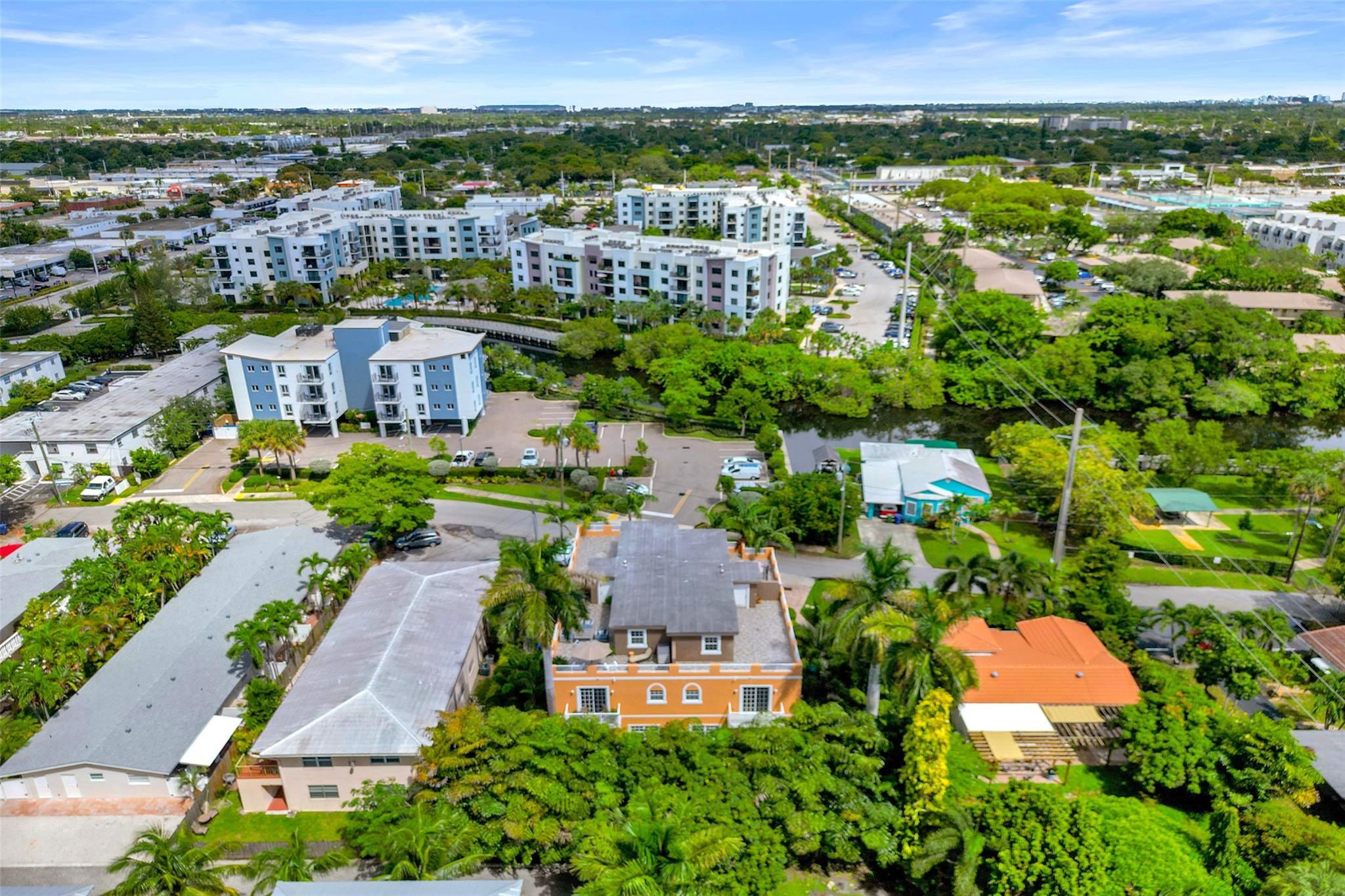624 NE 29 Drive Townhomes - Residential