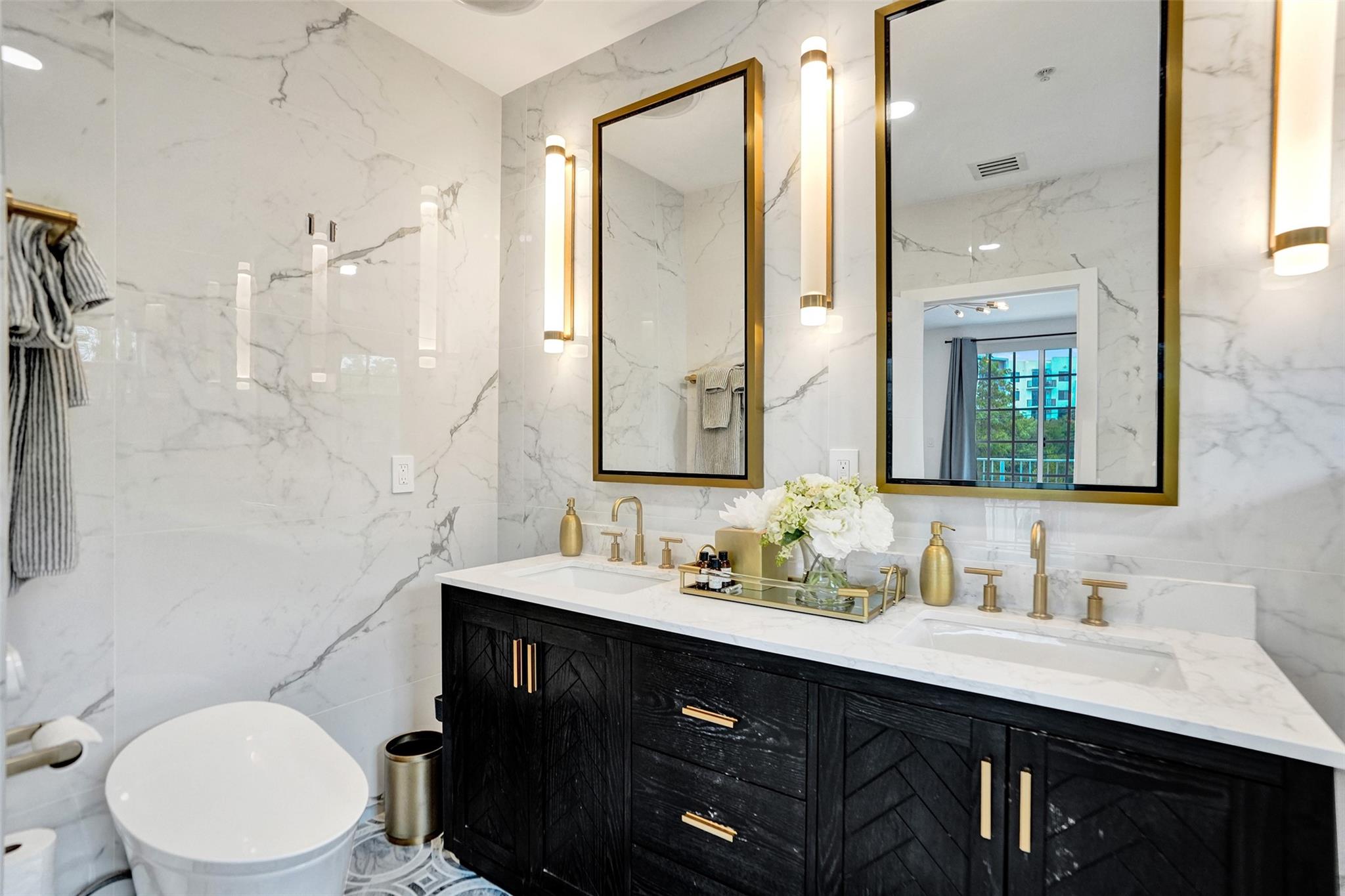 624 NE 29 Drive Townhomes - Residential