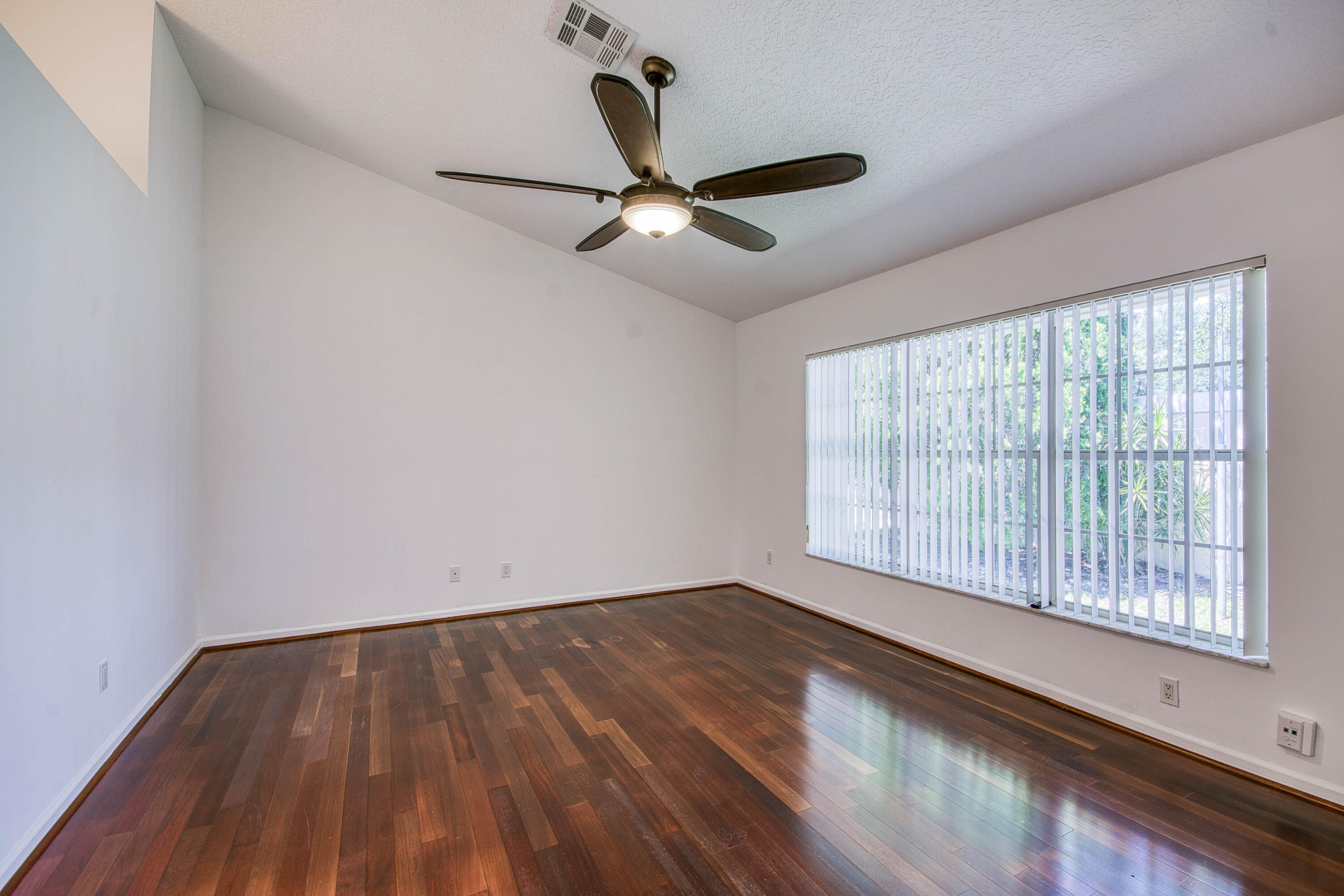 Eagle Ridge at Indian Creek - Residential