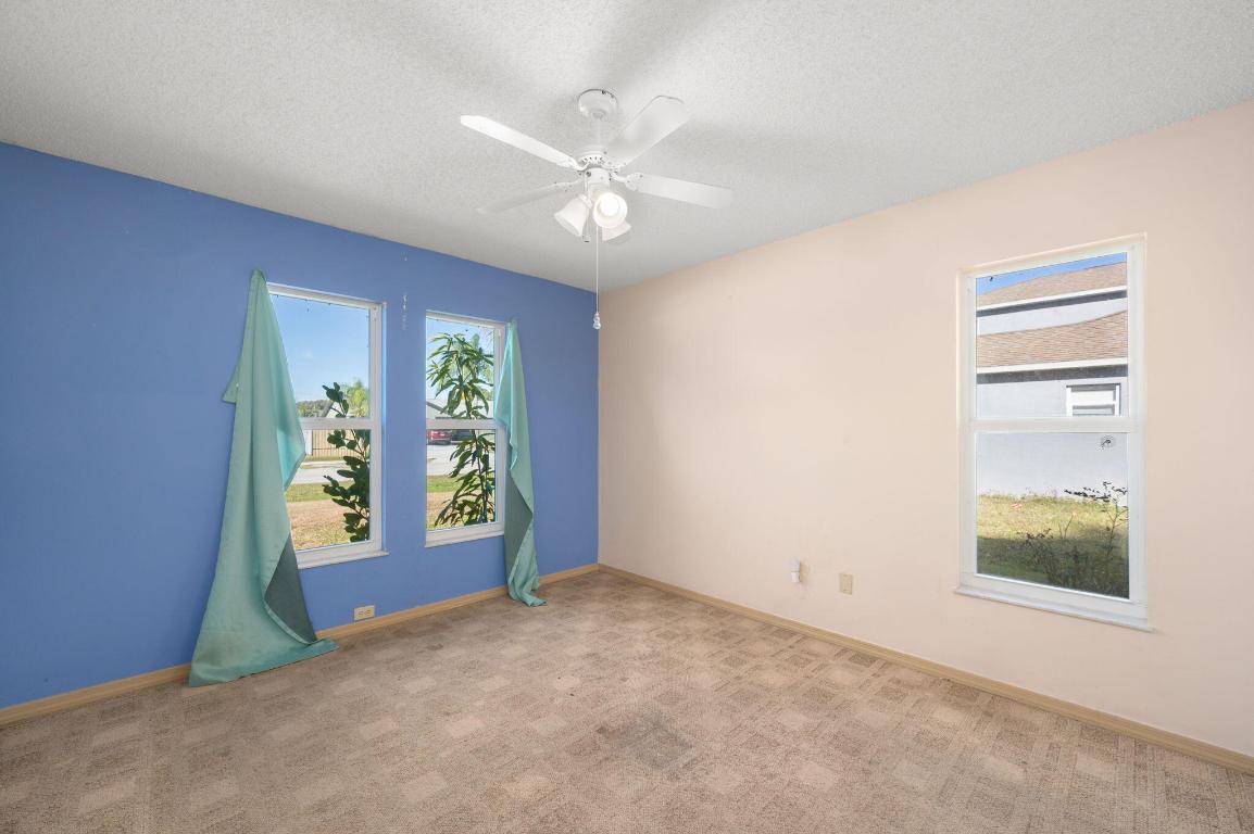 PORT ST LUCIE SECTION 13 - Residential