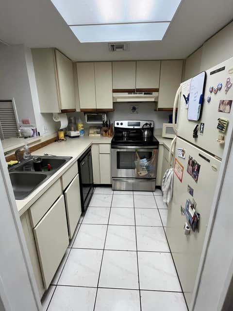 Tiny photo for 2101 Champions Way, North Lauderdale, FL 33068 (MLS # B26029607)