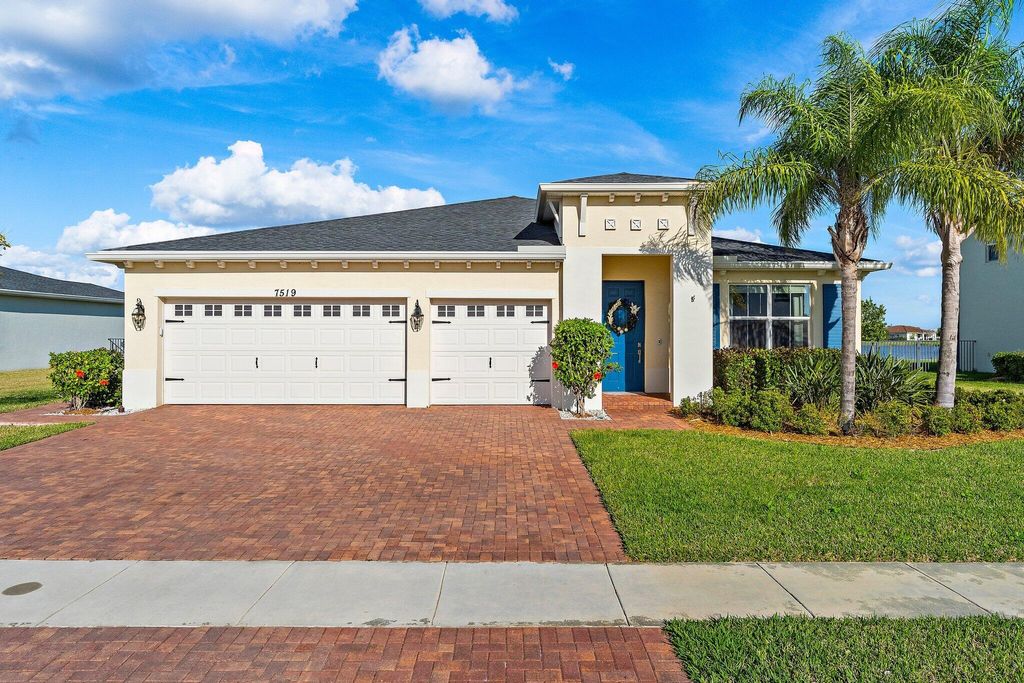 Photo of 7519 NW Deysbrook Lane, Port Saint Lucie, FL 34987 (MLS # R11147056)
