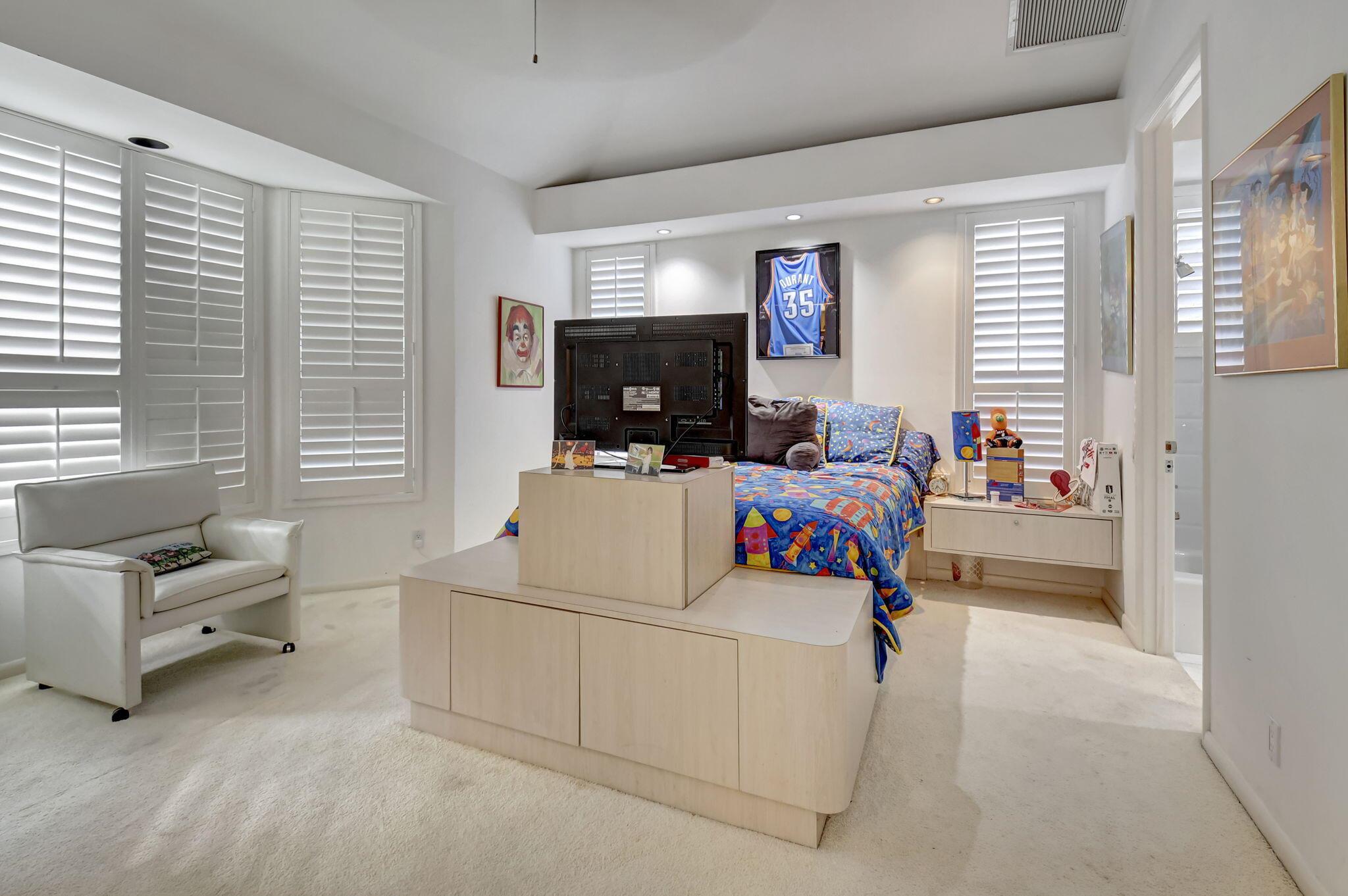 ST ANDREWS COUNTRY CLUB - Residential