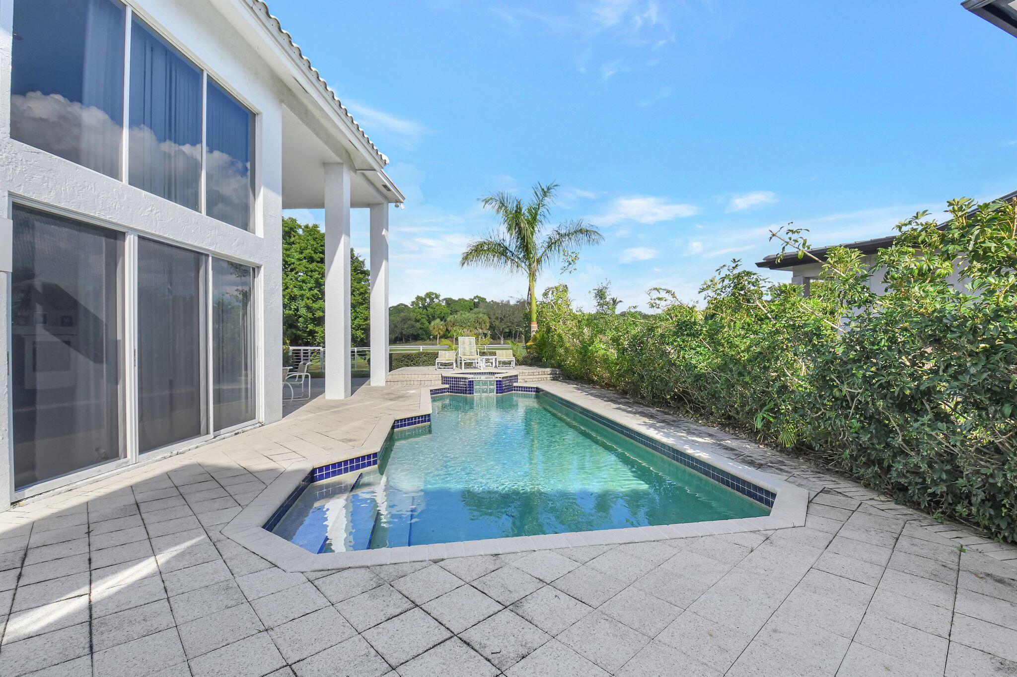 ST ANDREWS COUNTRY CLUB - Residential