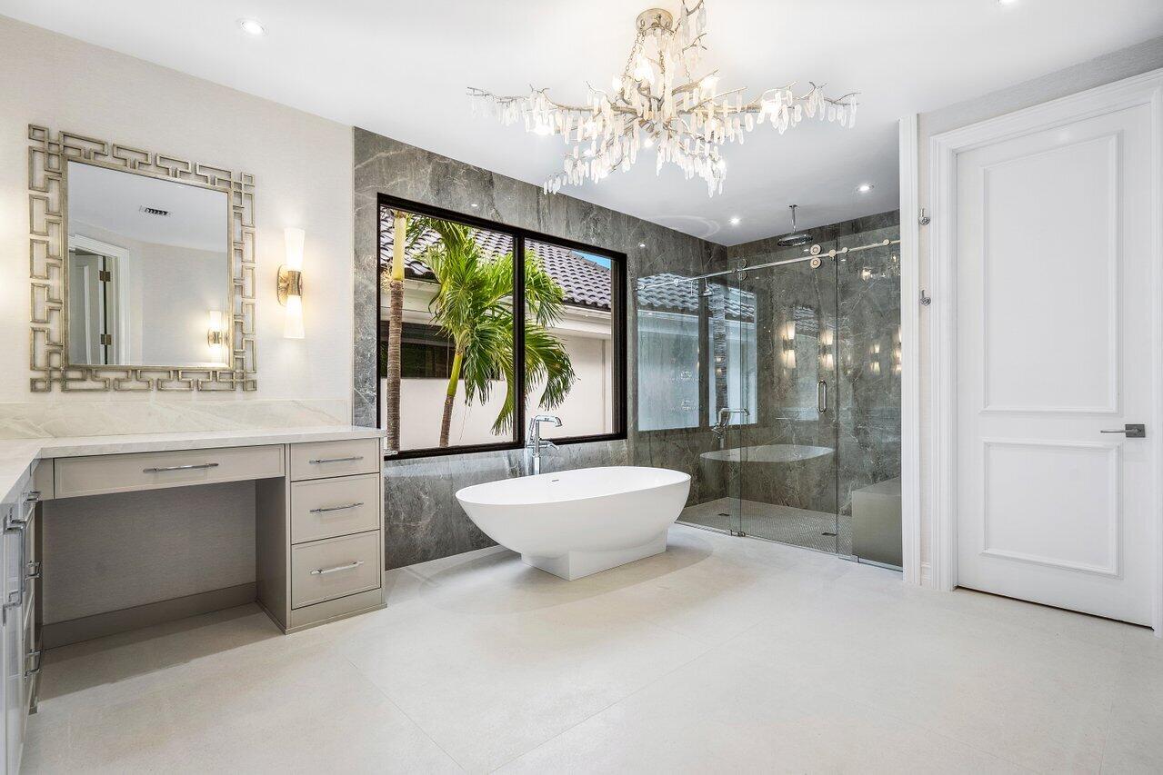 BOCA MARINA - Residential