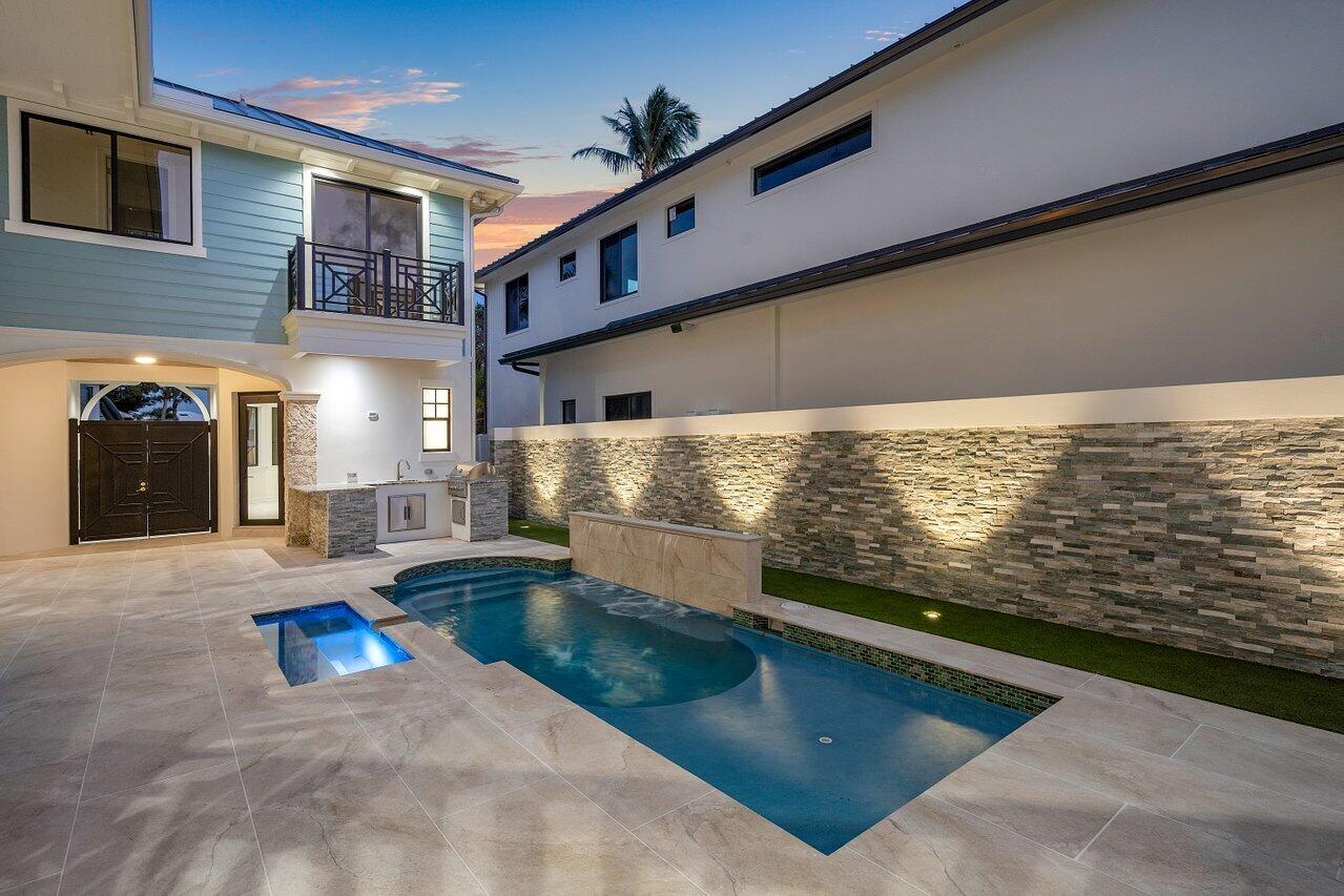 BOCA MARINA - Residential