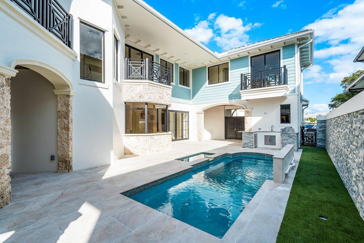 BOCA MARINA - Residential