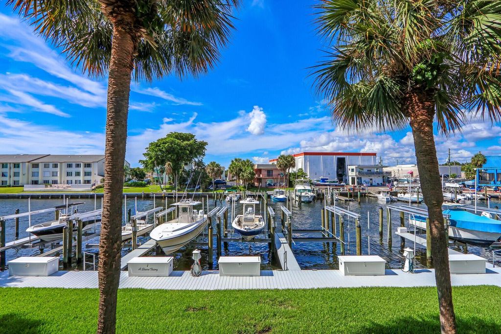 Photo of 108 Paradise Harbour Boulevard #205, North Palm Beach, FL 33408 (MLS # R10902007)