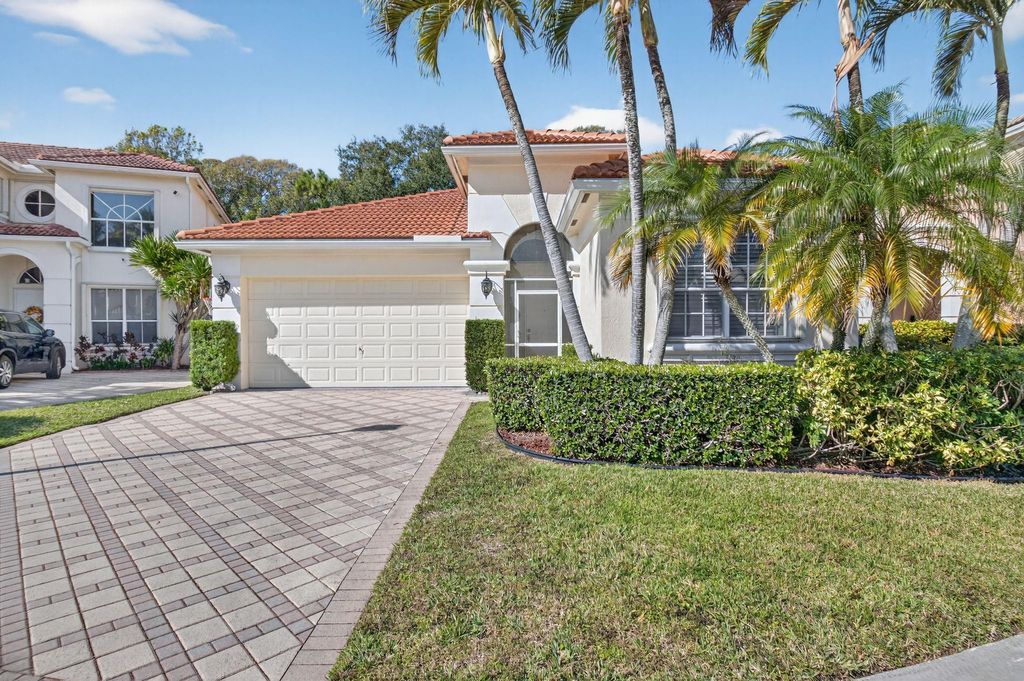 Photo of 9696 Vineyard Court, Boca Raton, FL 33428 (MLS # F10550480)