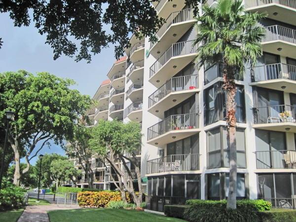 PORTA BELLA EAST AND PORT - Residential Lease