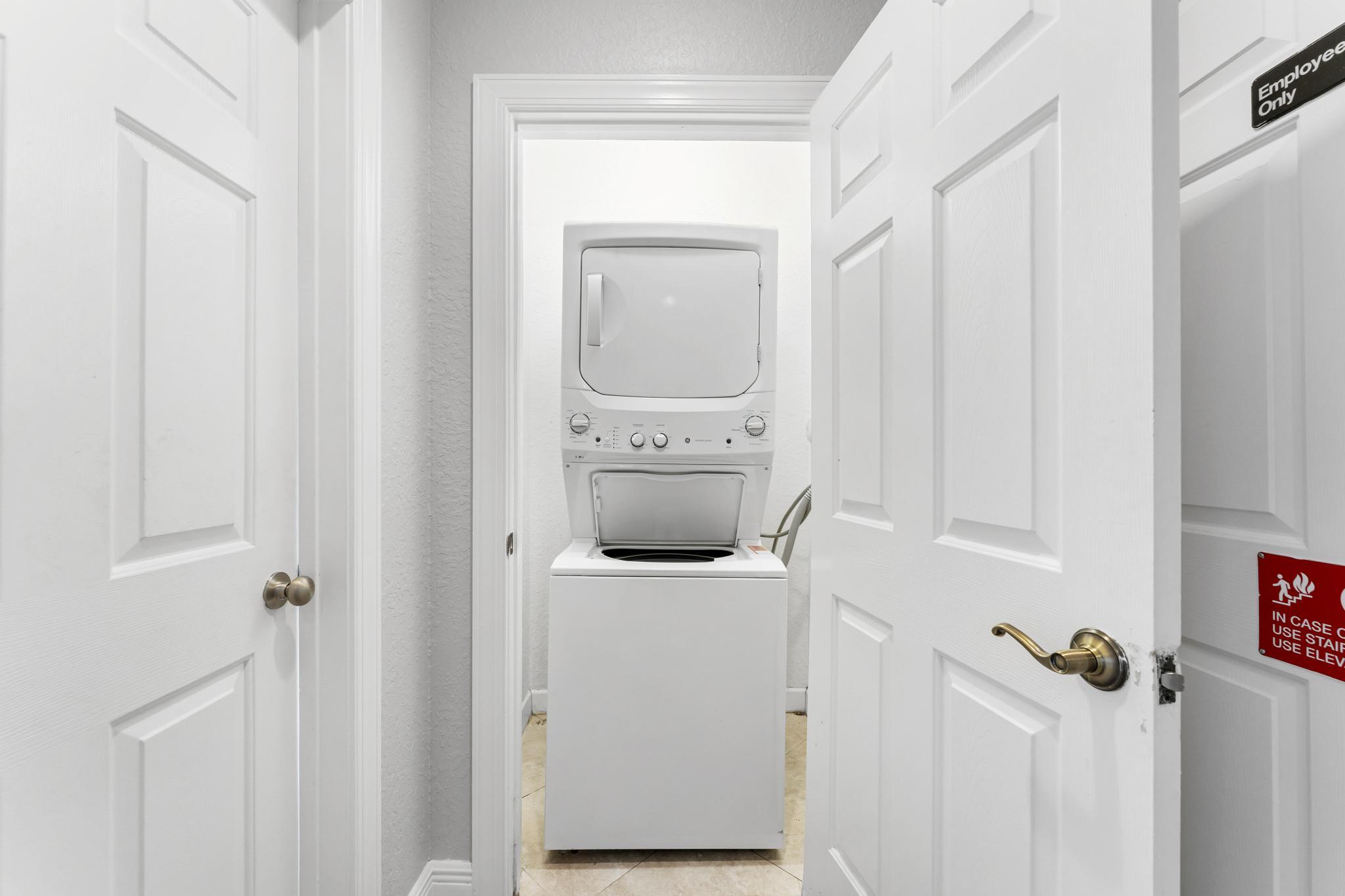 YACHT HARBOR - Residential Income