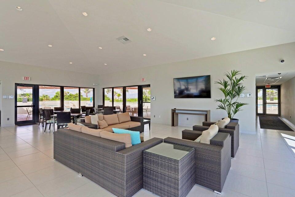 WATER GLADES CONDO - Residential Lease