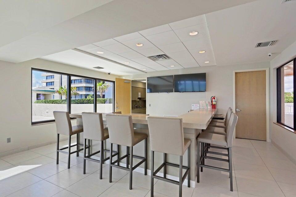 WATER GLADES CONDO - Residential Lease