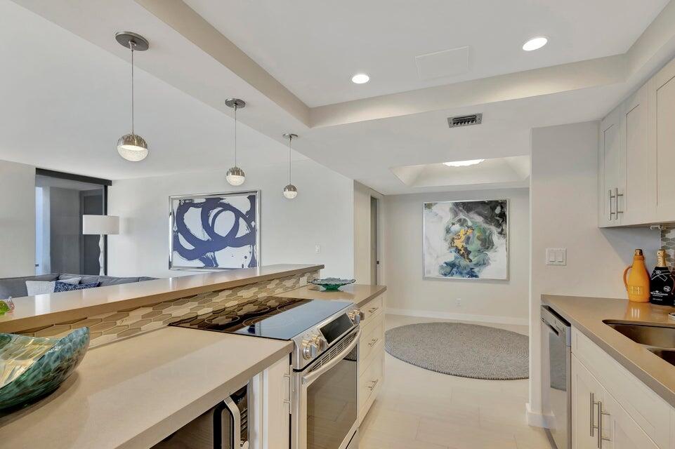 WATER GLADES CONDO - Residential Lease