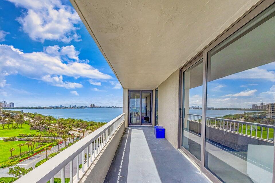 WATER GLADES CONDO - Residential Lease