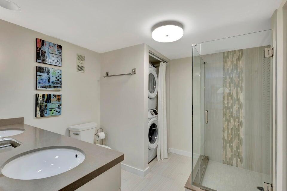 WATER GLADES CONDO - Residential Lease