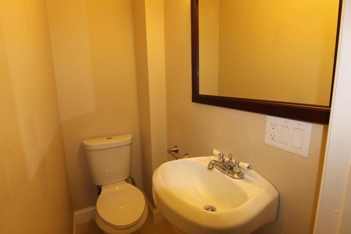 WEST DEERFIELD BEACH - Residential Lease