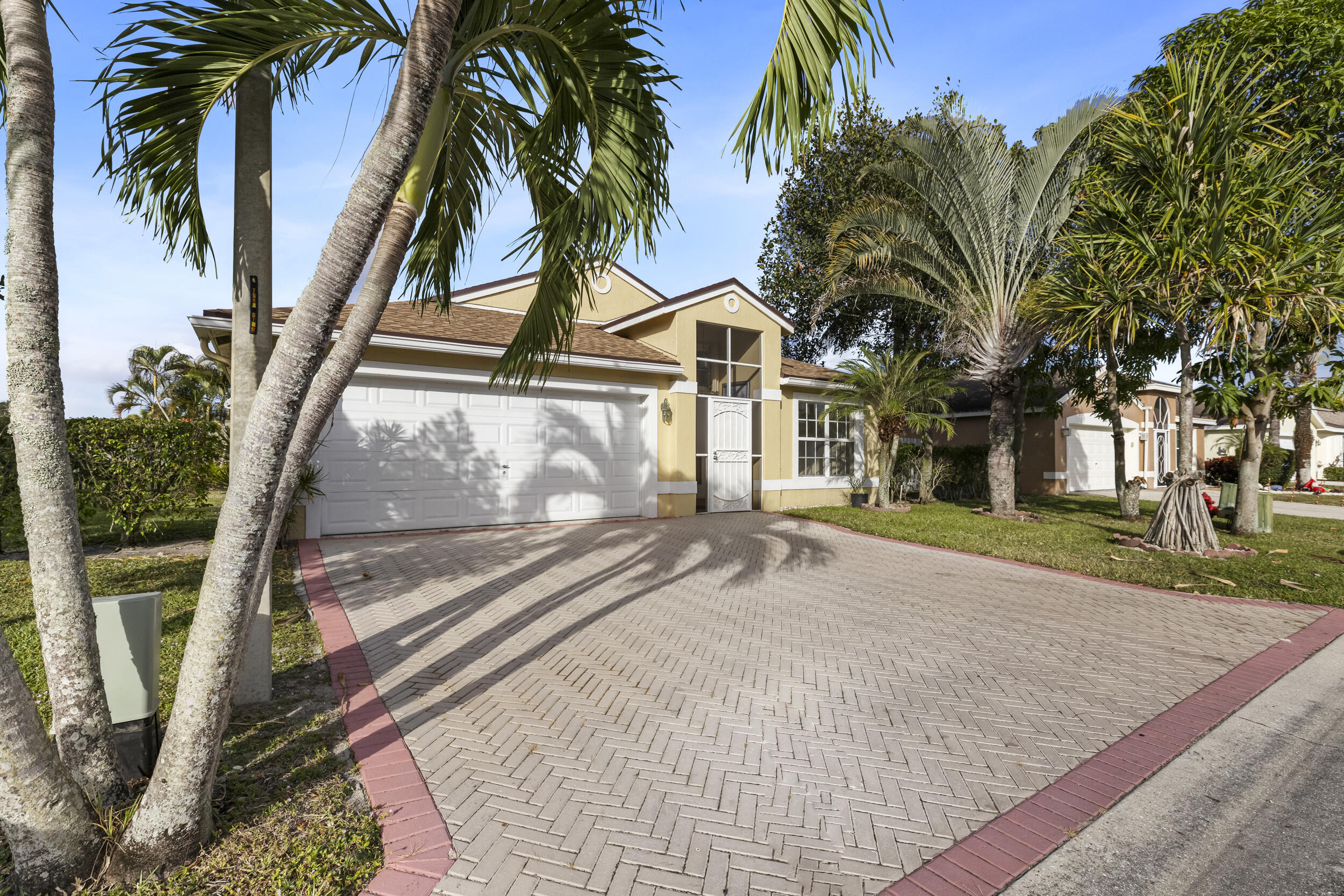 Properties 1784 Sawgrass Circle