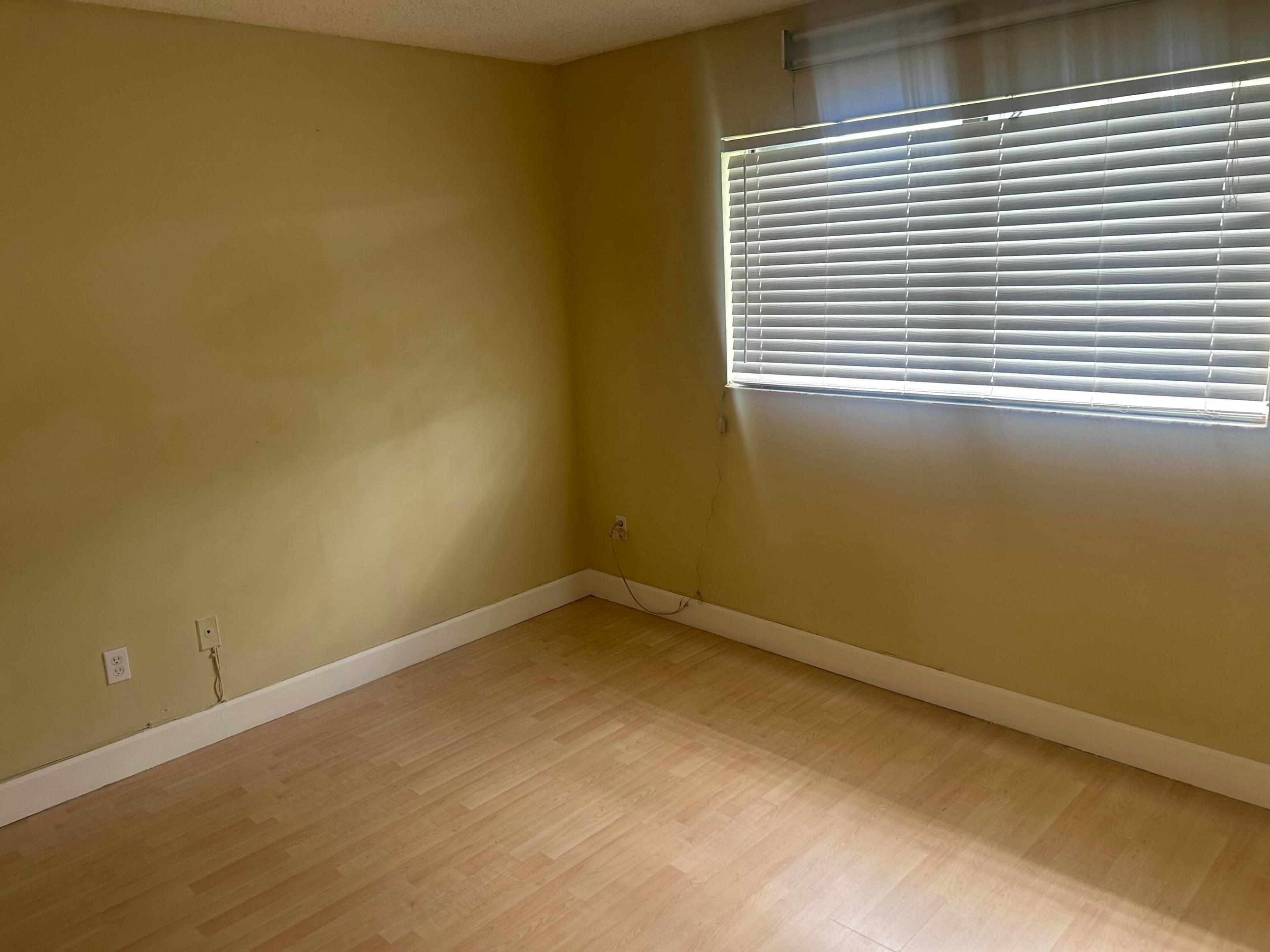MOORS POINTE CONDO - Residential Lease