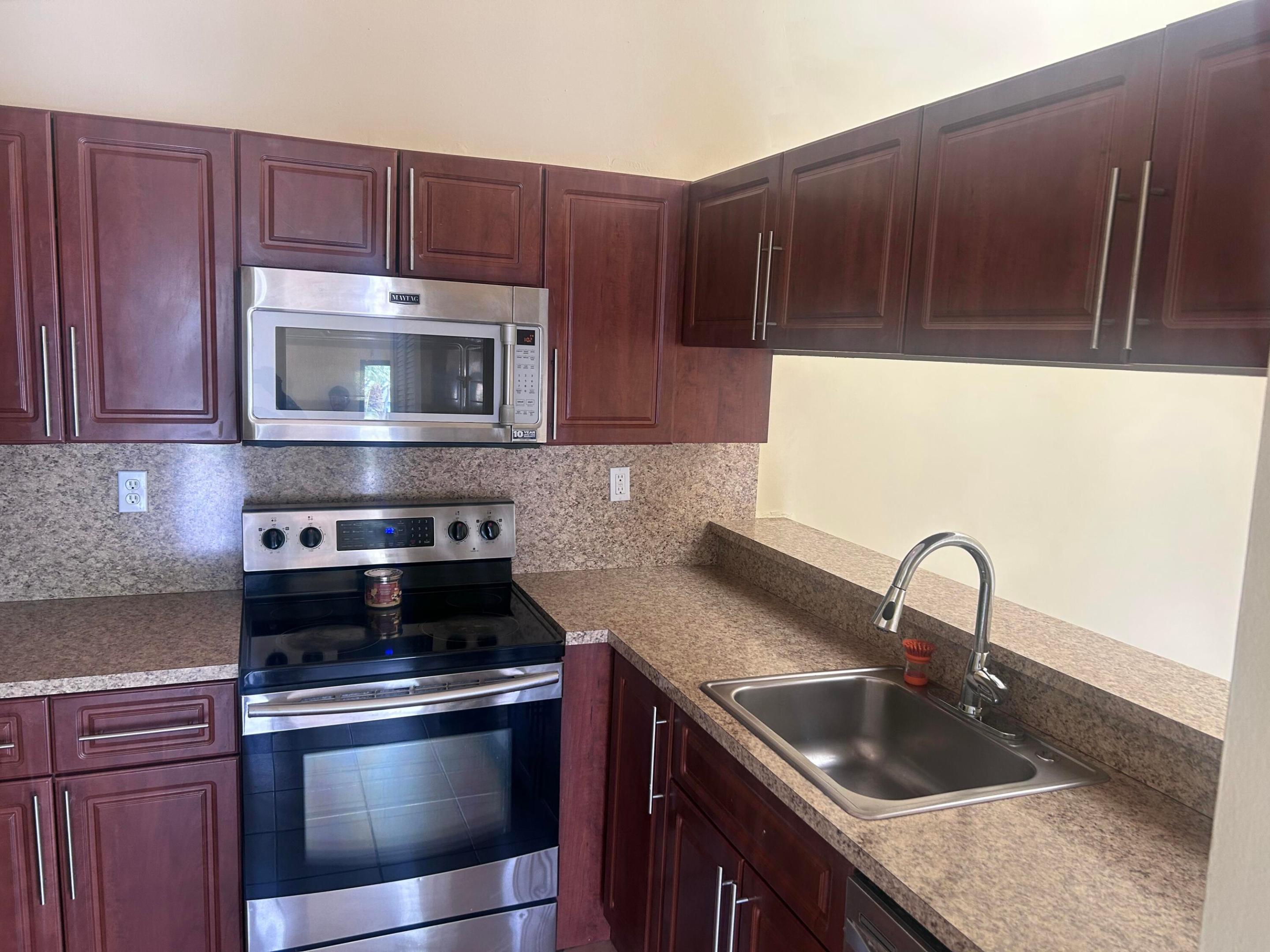 MOORS POINTE CONDO - Residential Lease