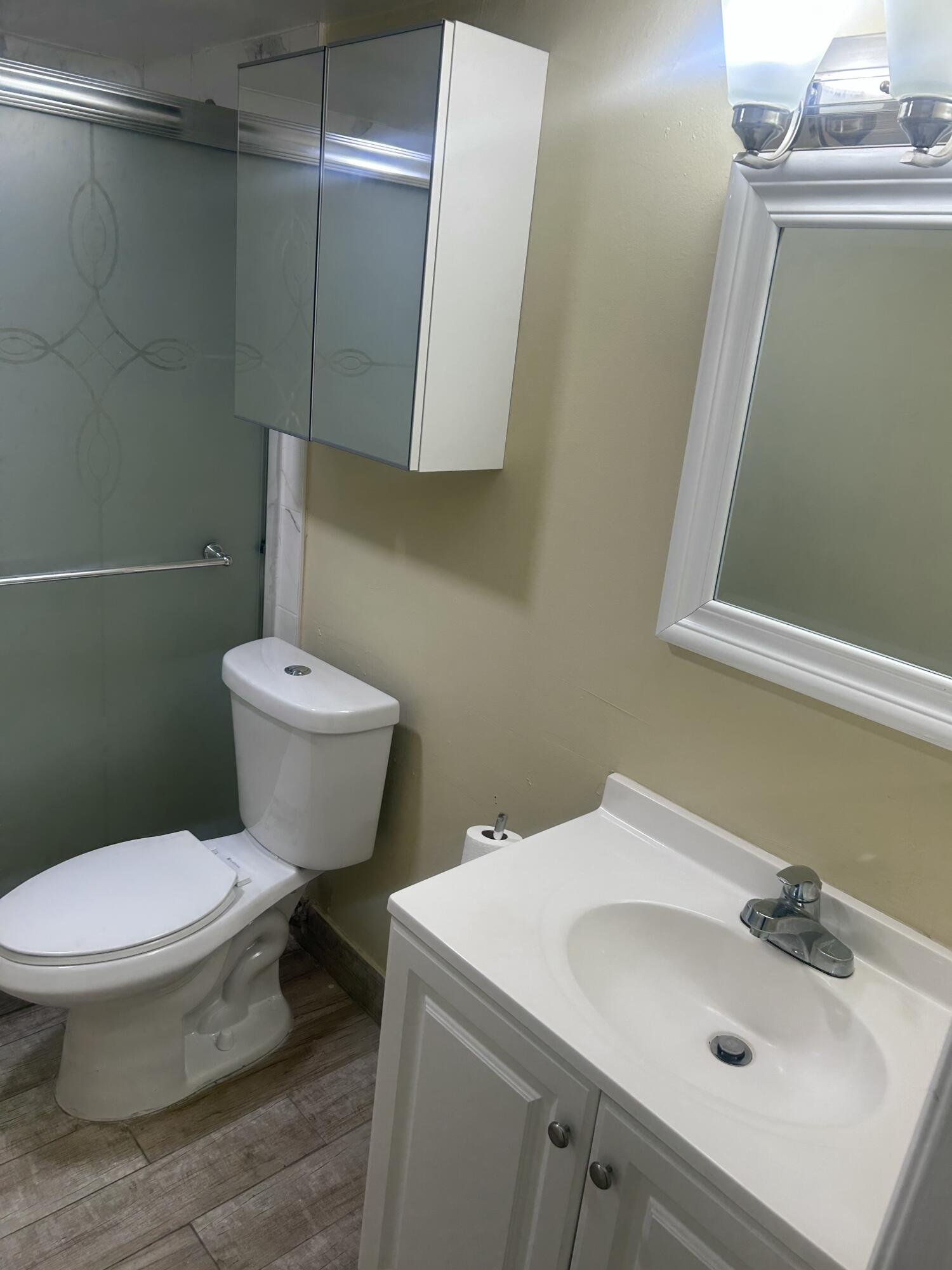 MOORS POINTE CONDO - Residential Lease
