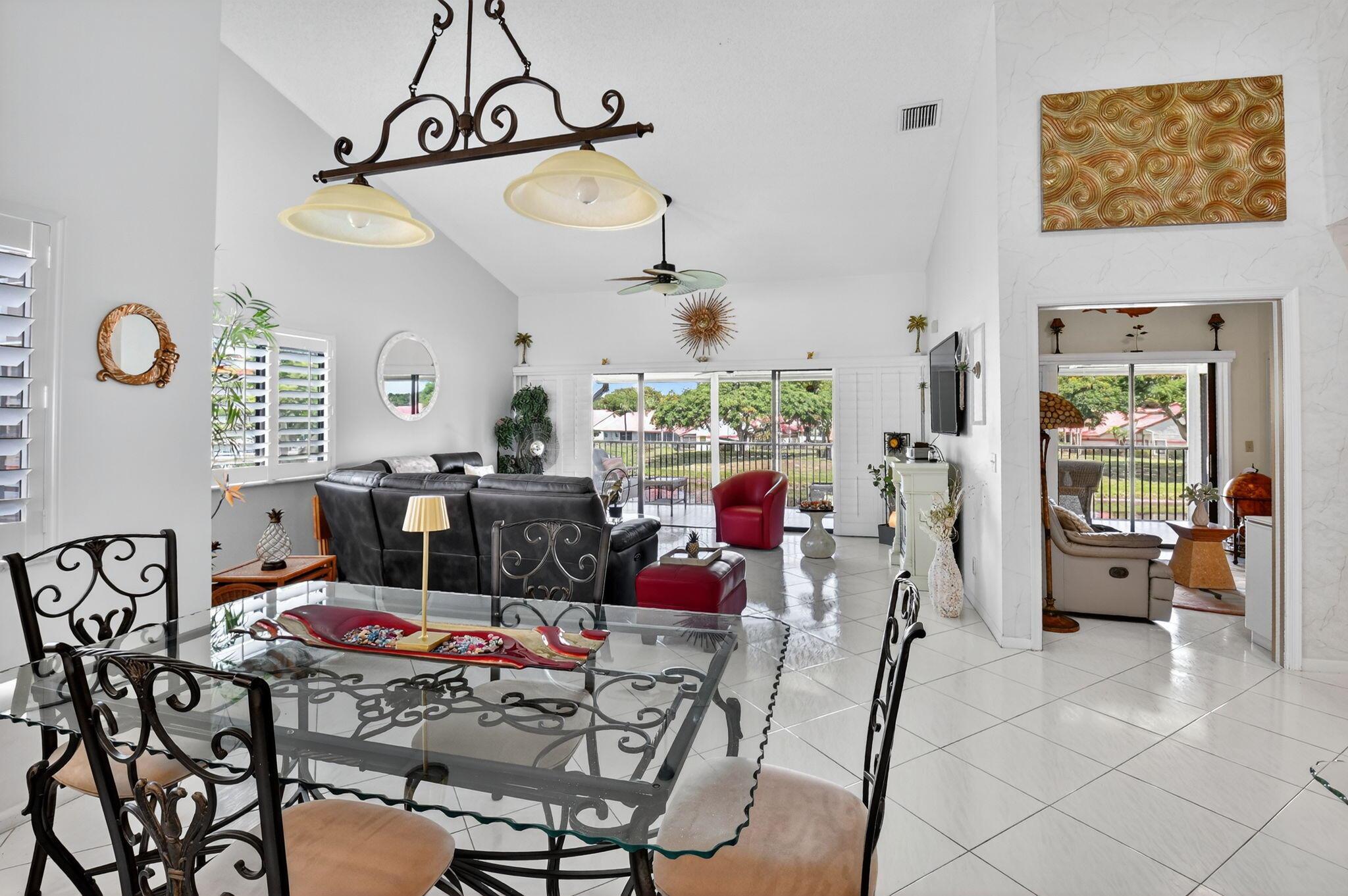 LEXINGTON CLUB VILLAS CON - Residential Lease