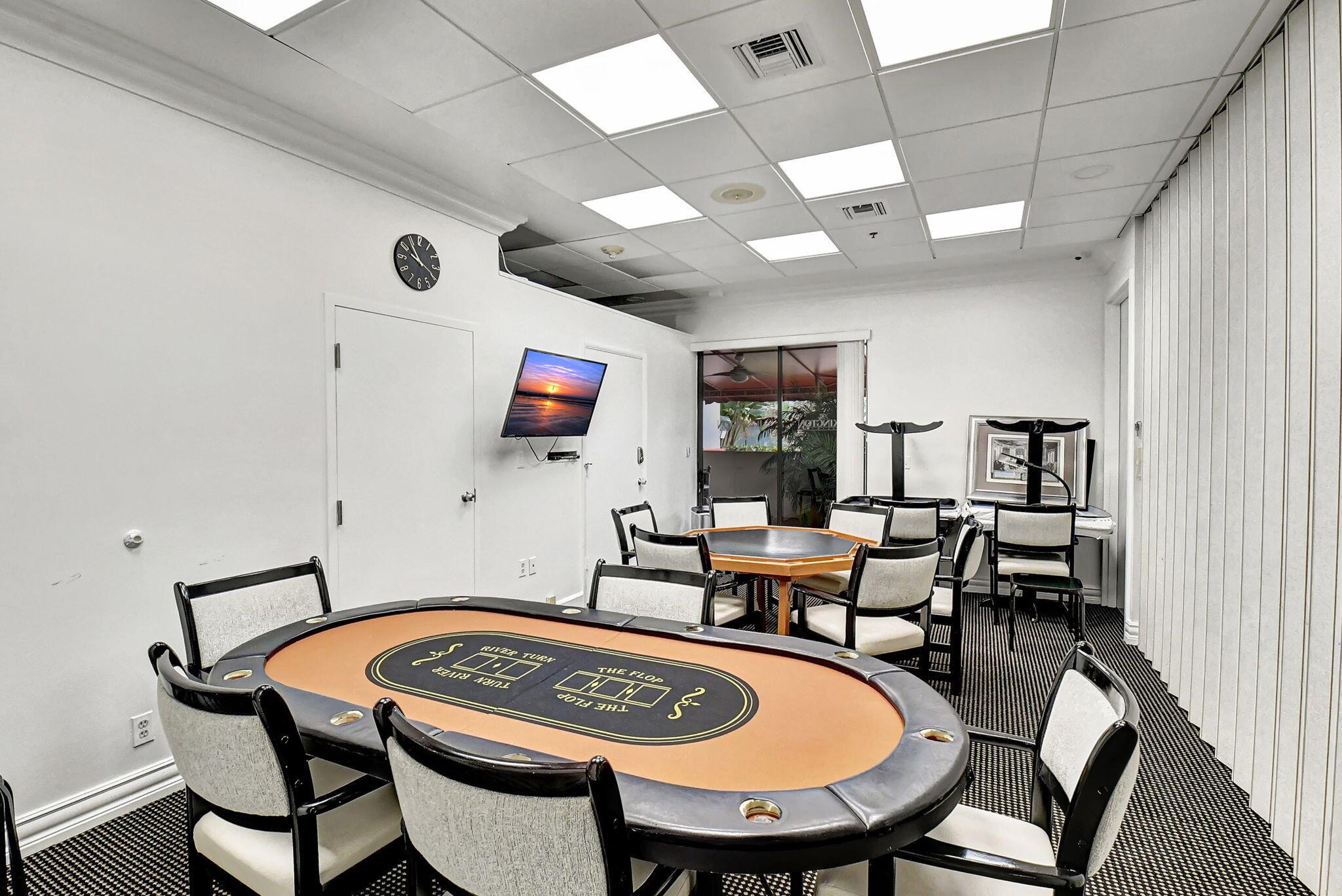 LEXINGTON CLUB VILLAS CON - Residential Lease