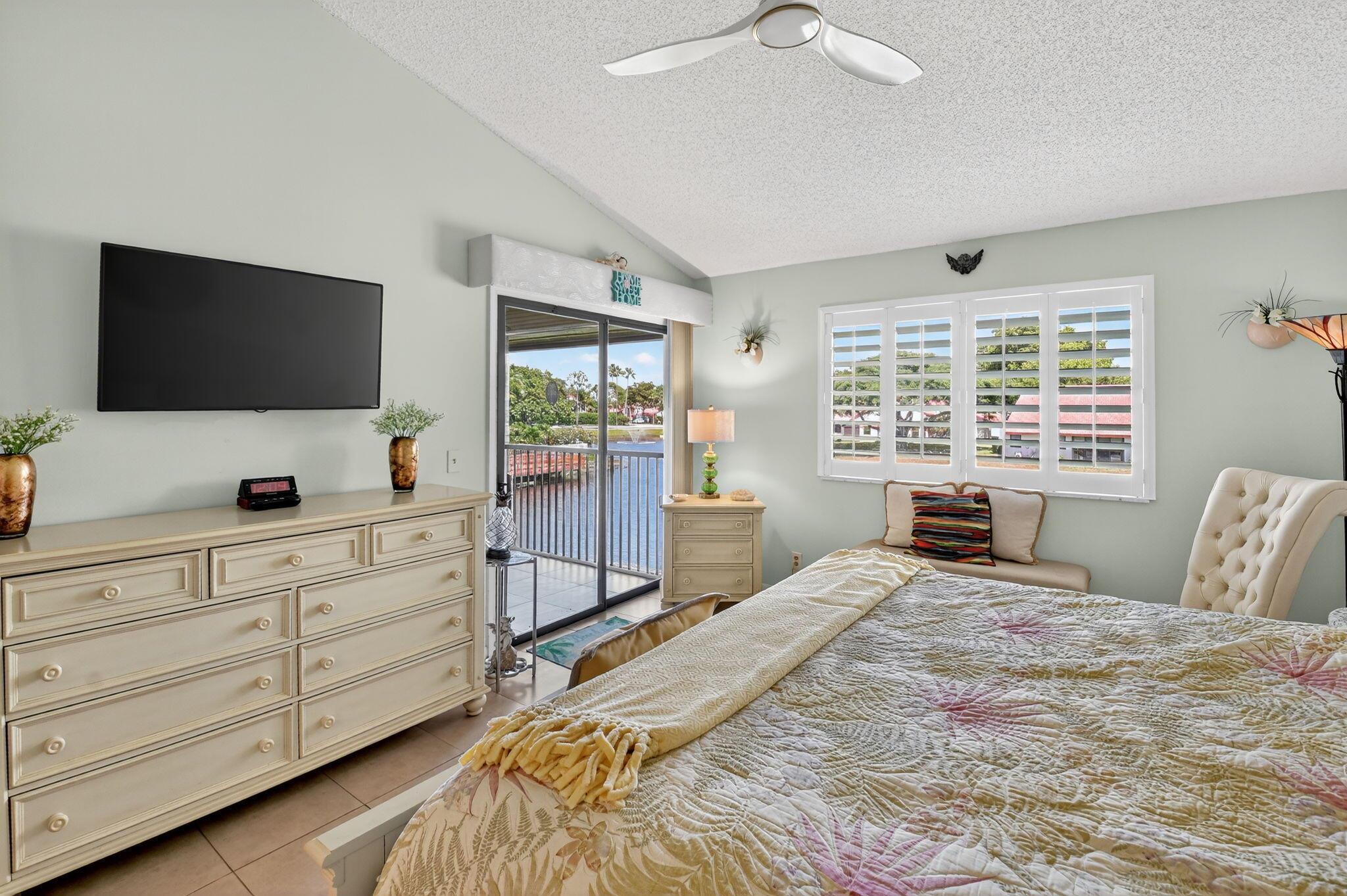 LEXINGTON CLUB VILLAS CON - Residential Lease