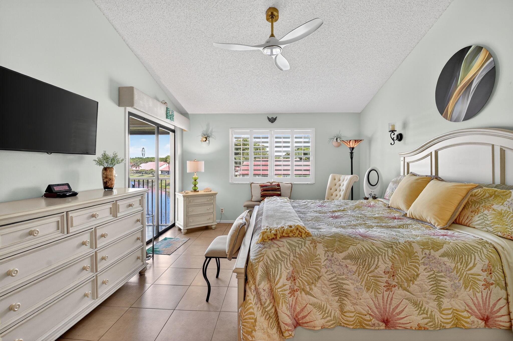 LEXINGTON CLUB VILLAS CON - Residential Lease