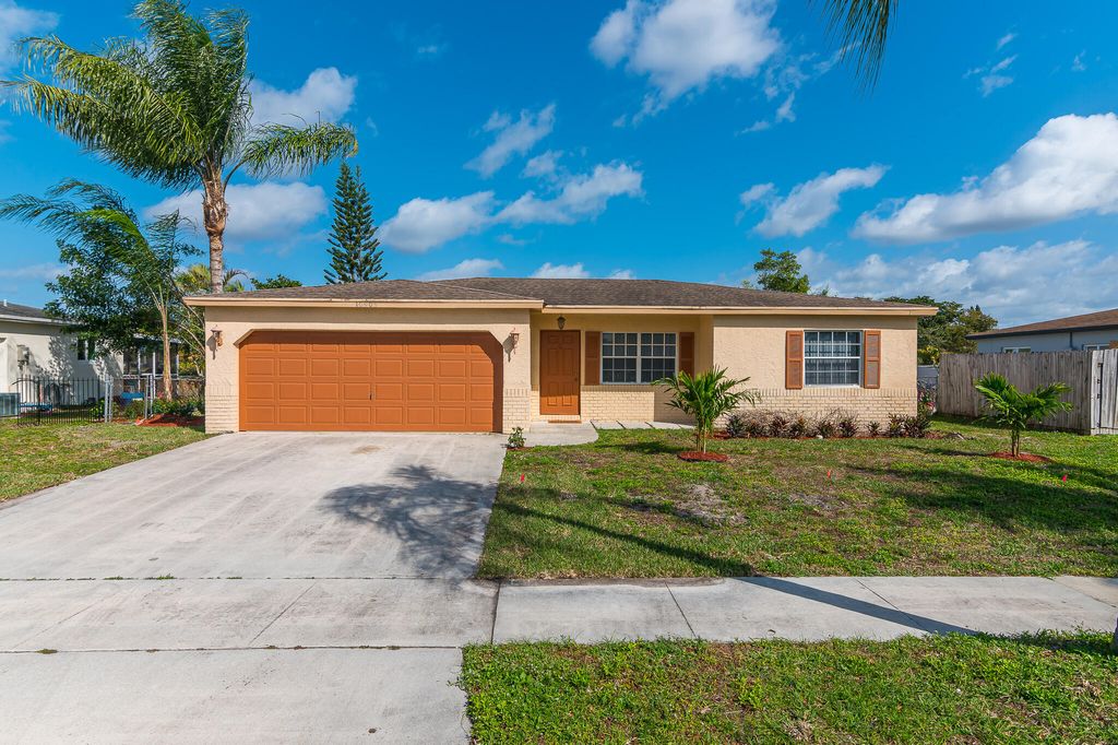 Photo of 10905 Eureka Street, Boca Raton, FL 33428 (MLS # R11142505)