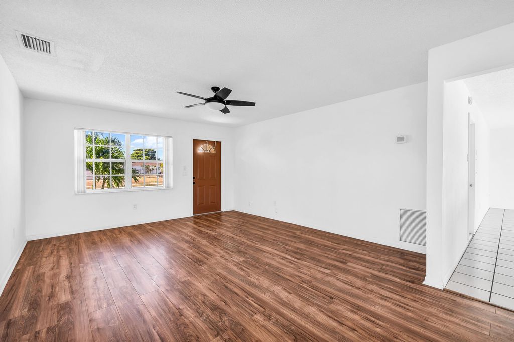 Photo of 10905 Eureka Street, Boca Raton, FL 33428 (MLS # R11142505)