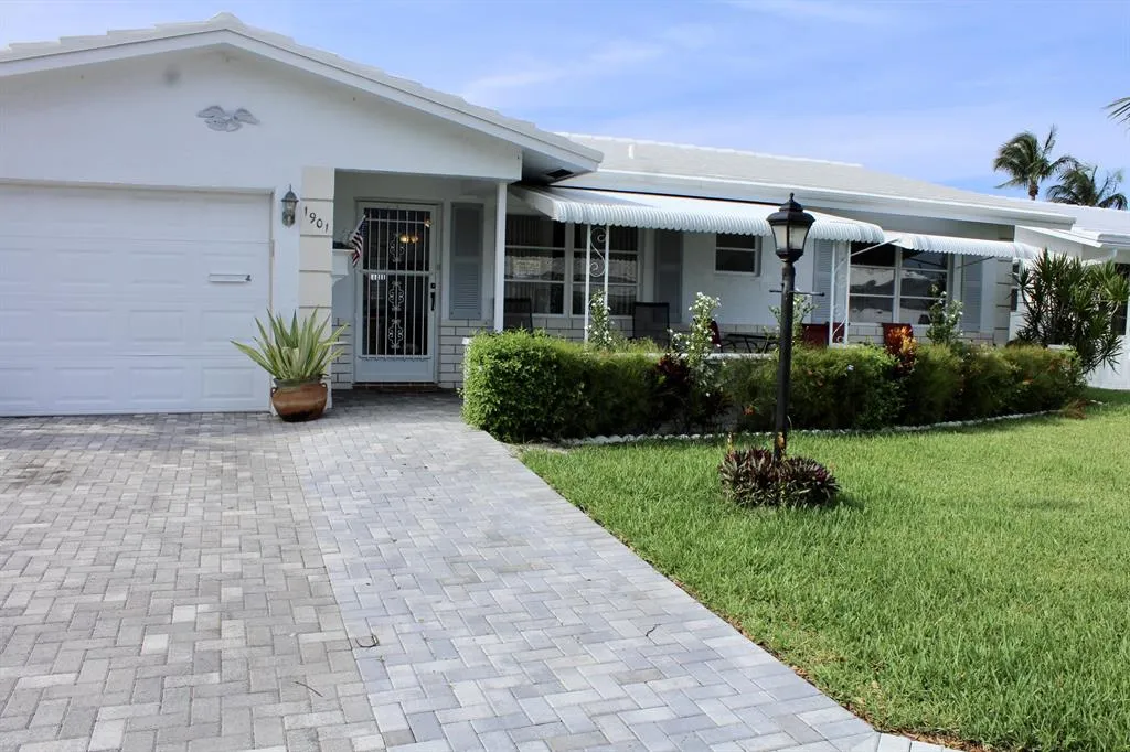1901 SW 22nd Ave  