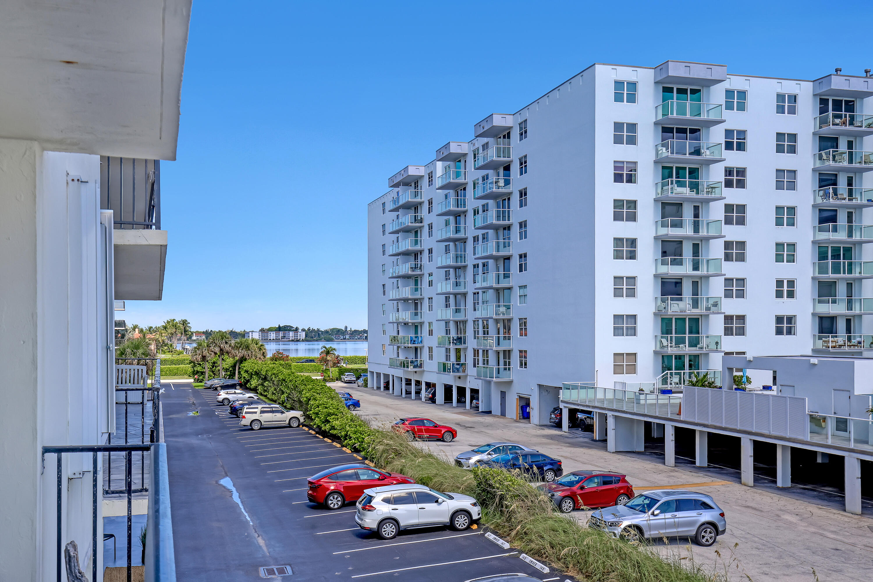 CLARIDGES I CONDO - Residential