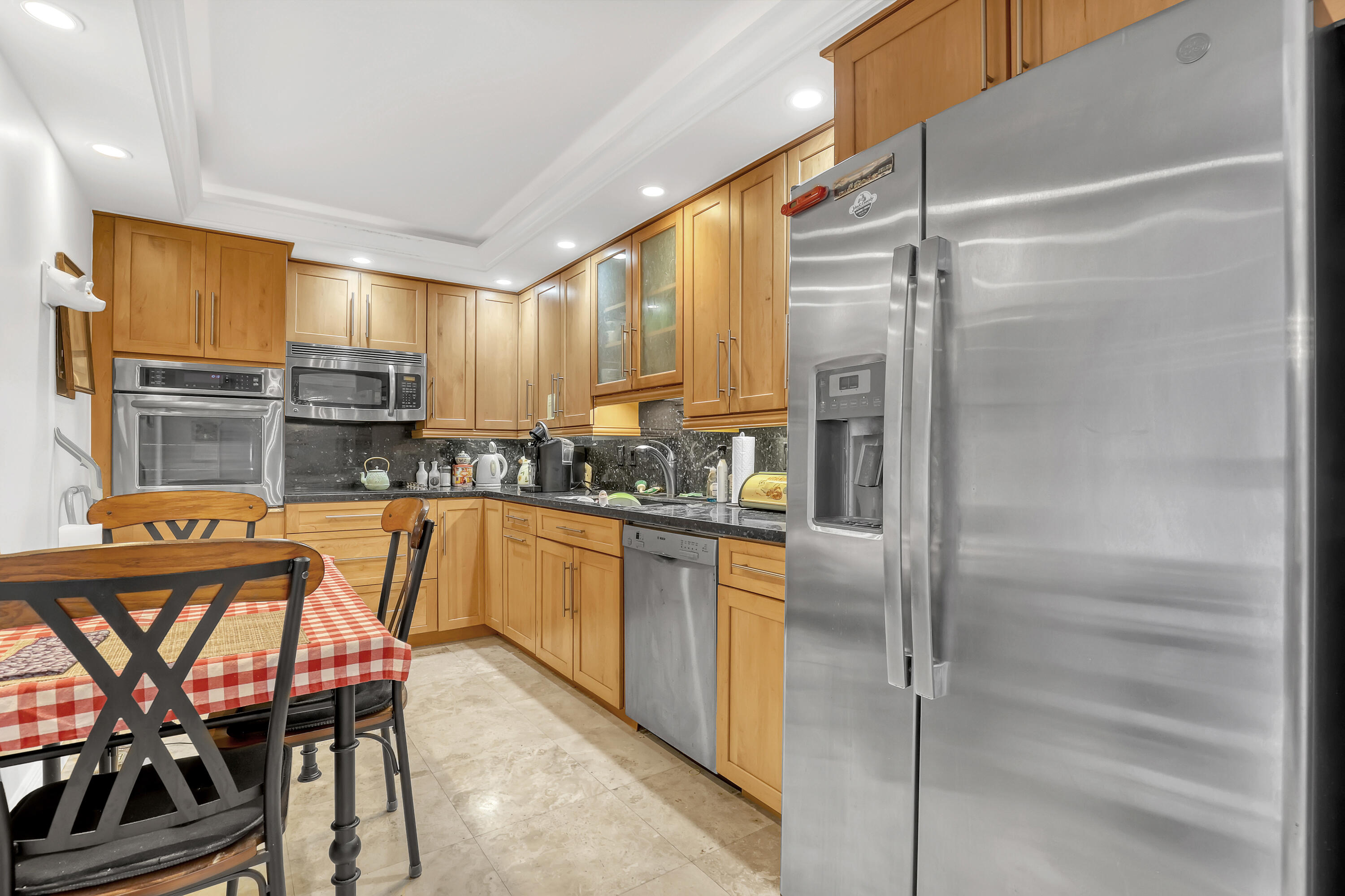 CLARIDGES I CONDO - Residential