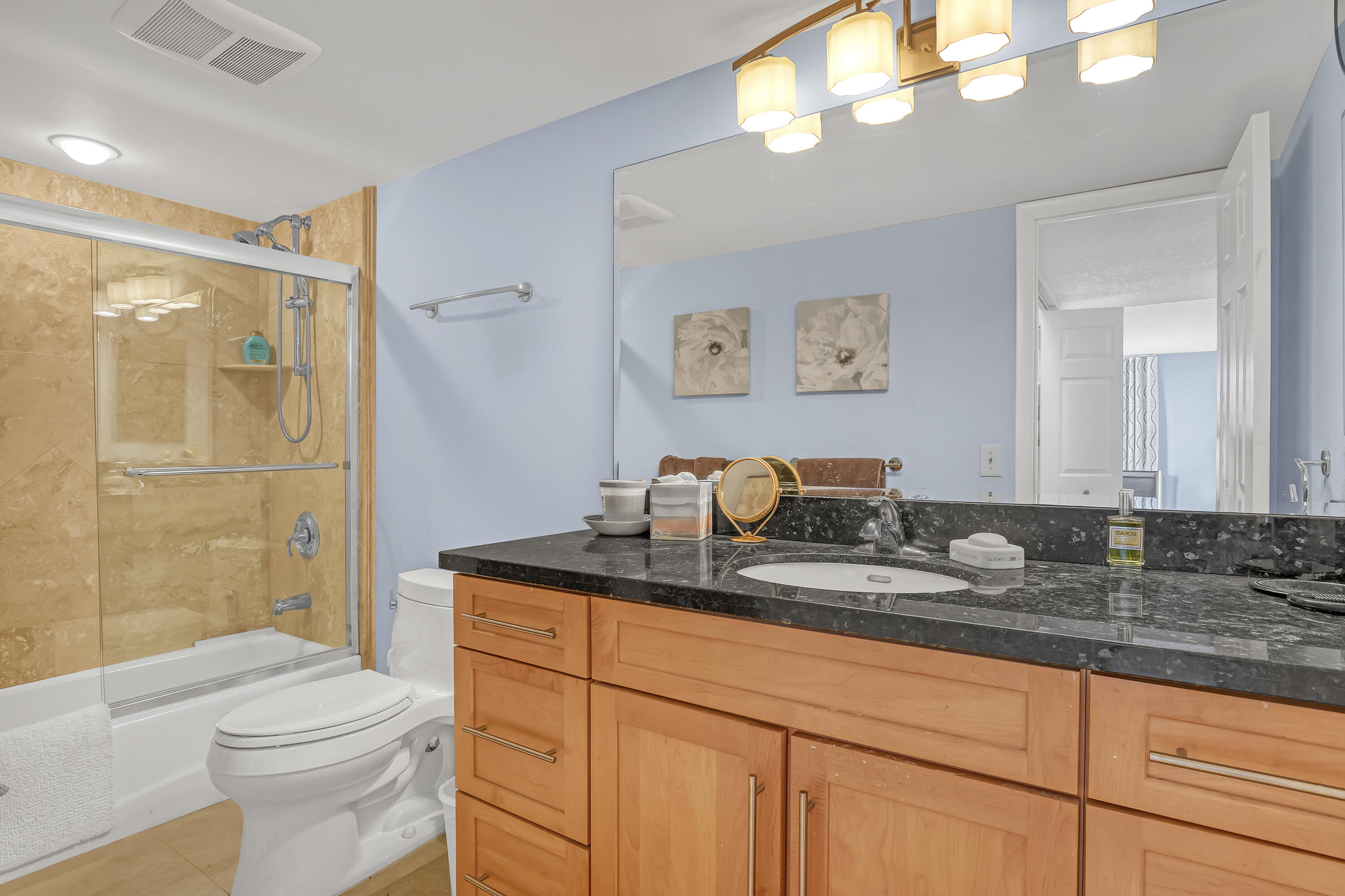 CLARIDGES I CONDO - Residential