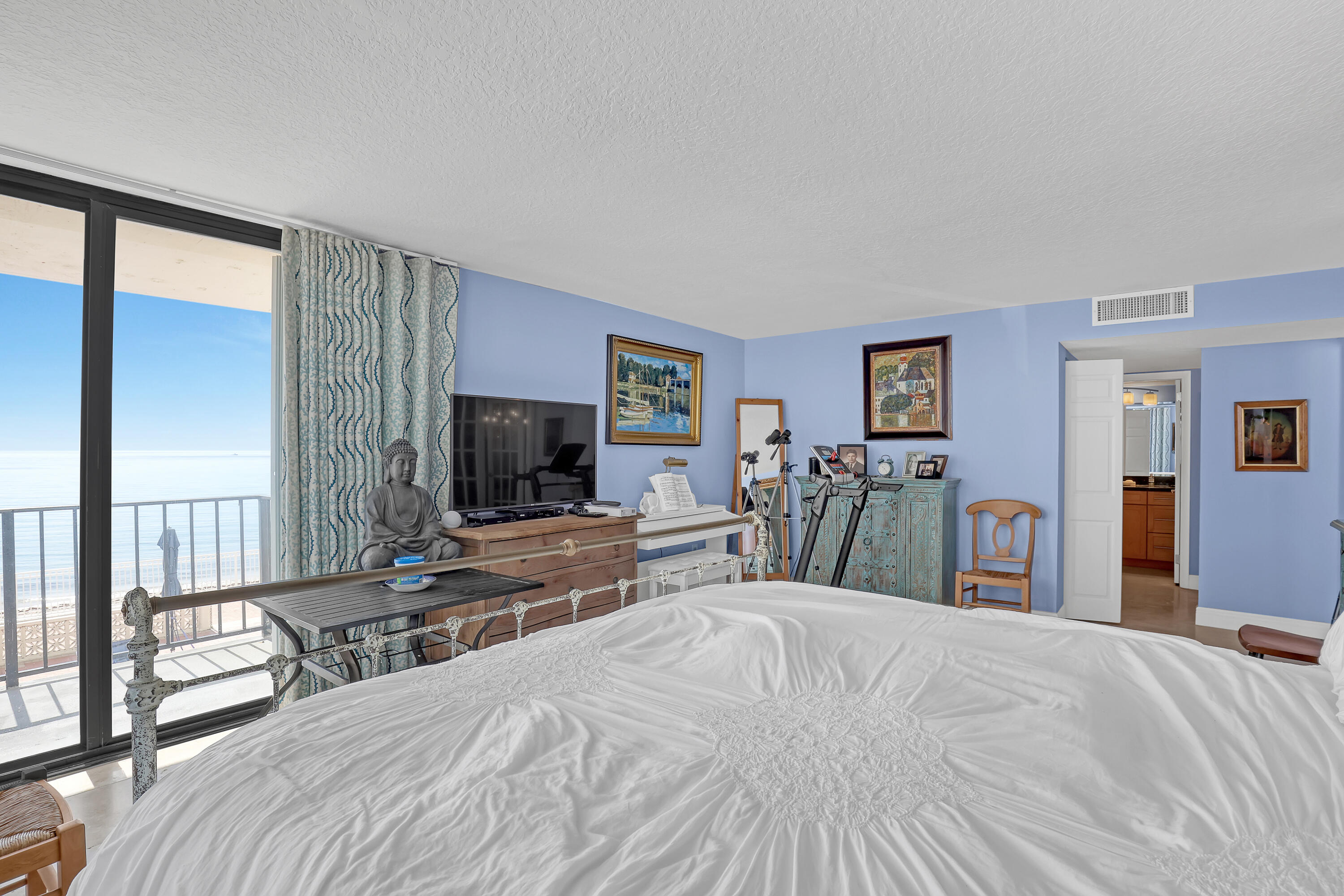 CLARIDGES I CONDO - Residential