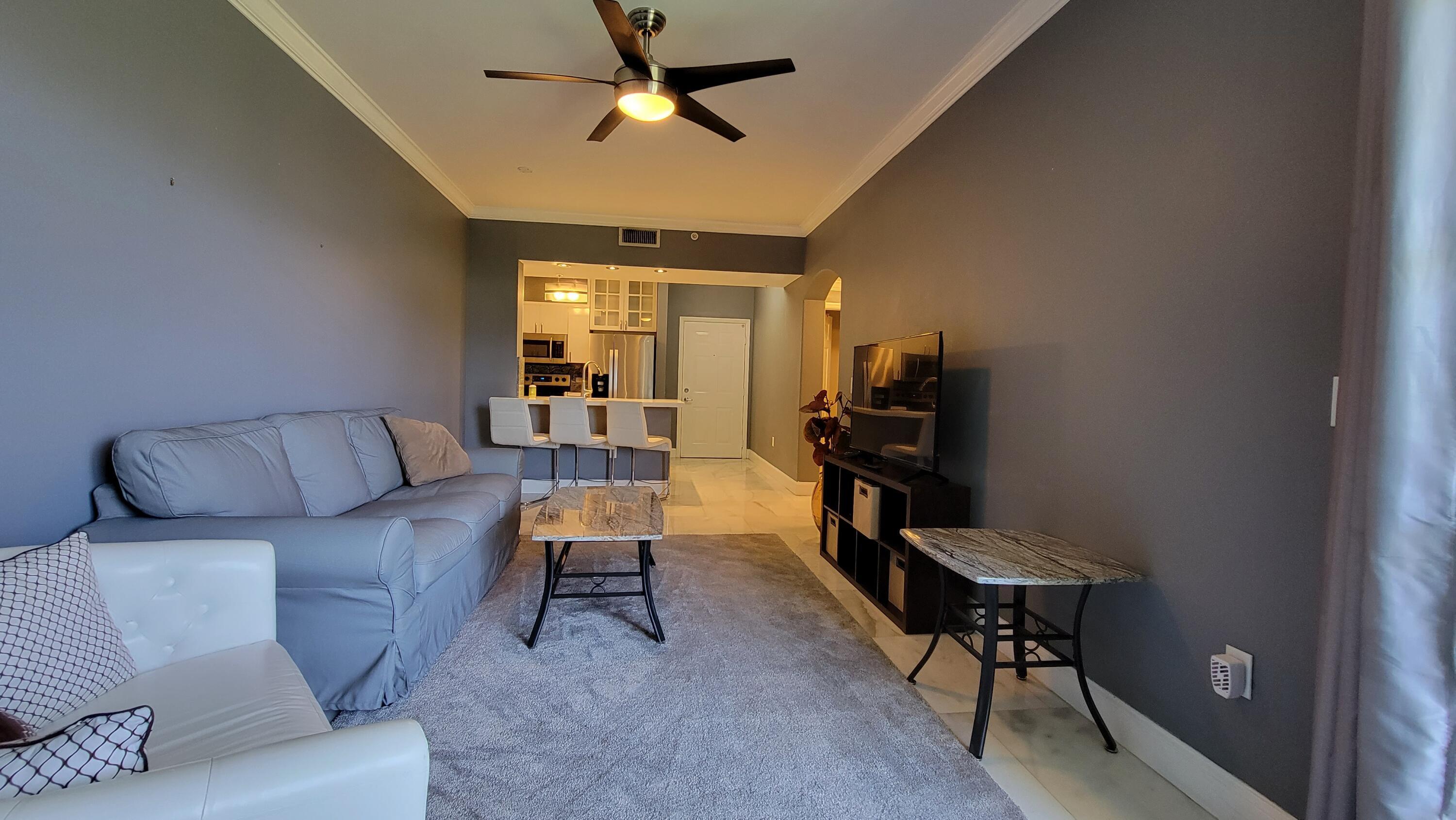 SOLE AT FORT LAUDERDALE - Residential Lease