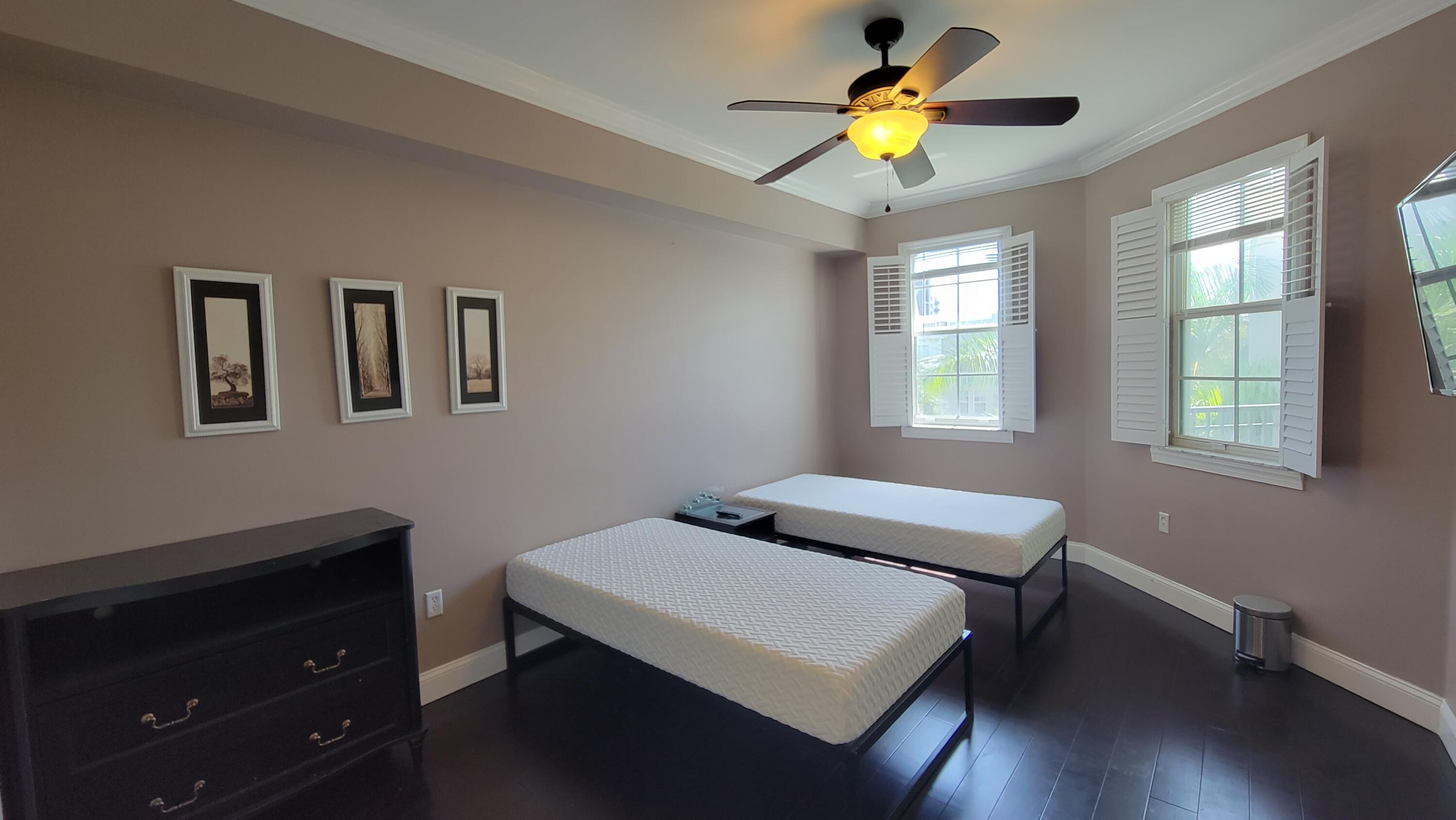 SOLE AT FORT LAUDERDALE - Residential Lease