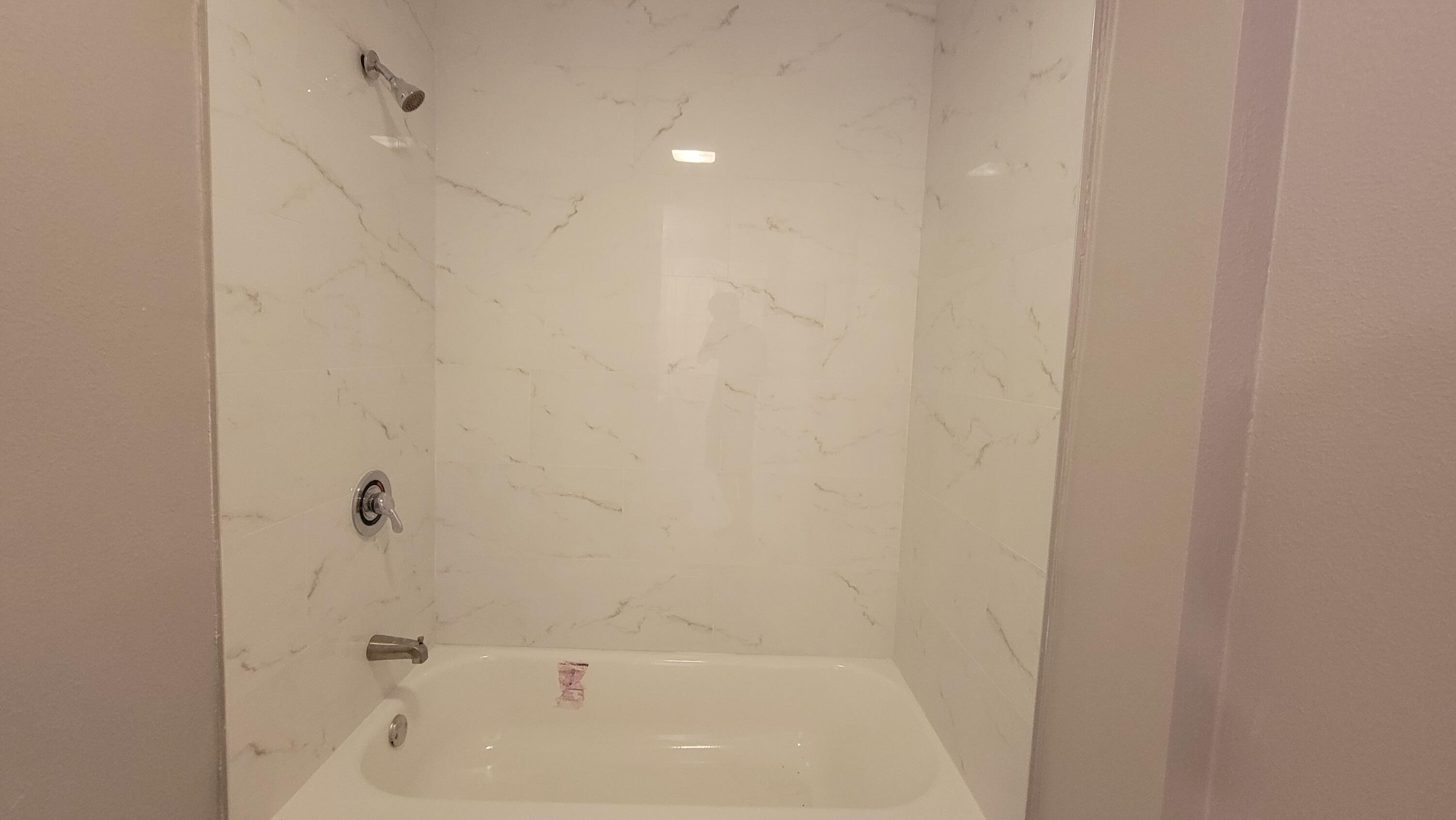 SOLE AT FORT LAUDERDALE - Residential Lease