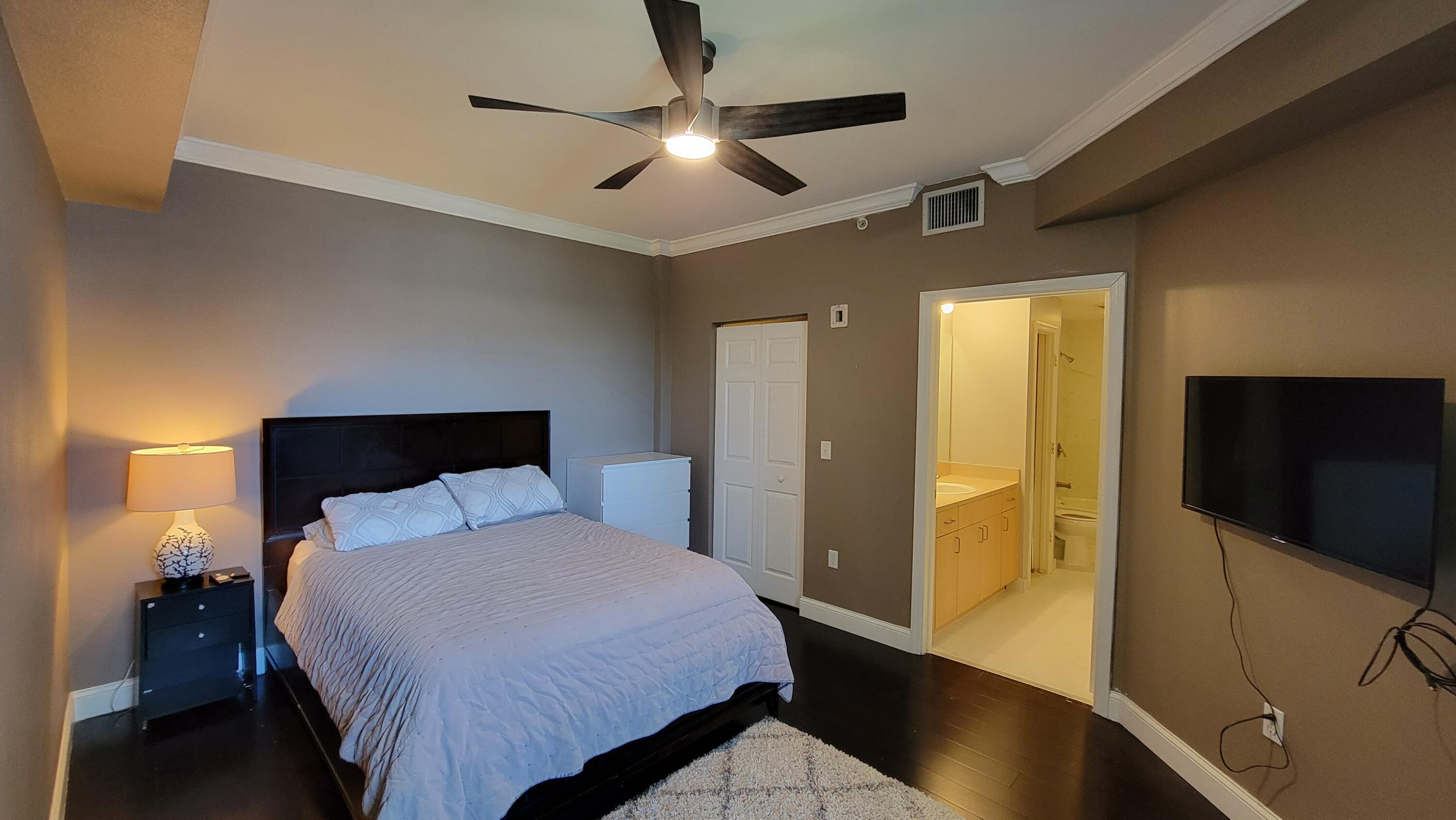 SOLE AT FORT LAUDERDALE - Residential Lease