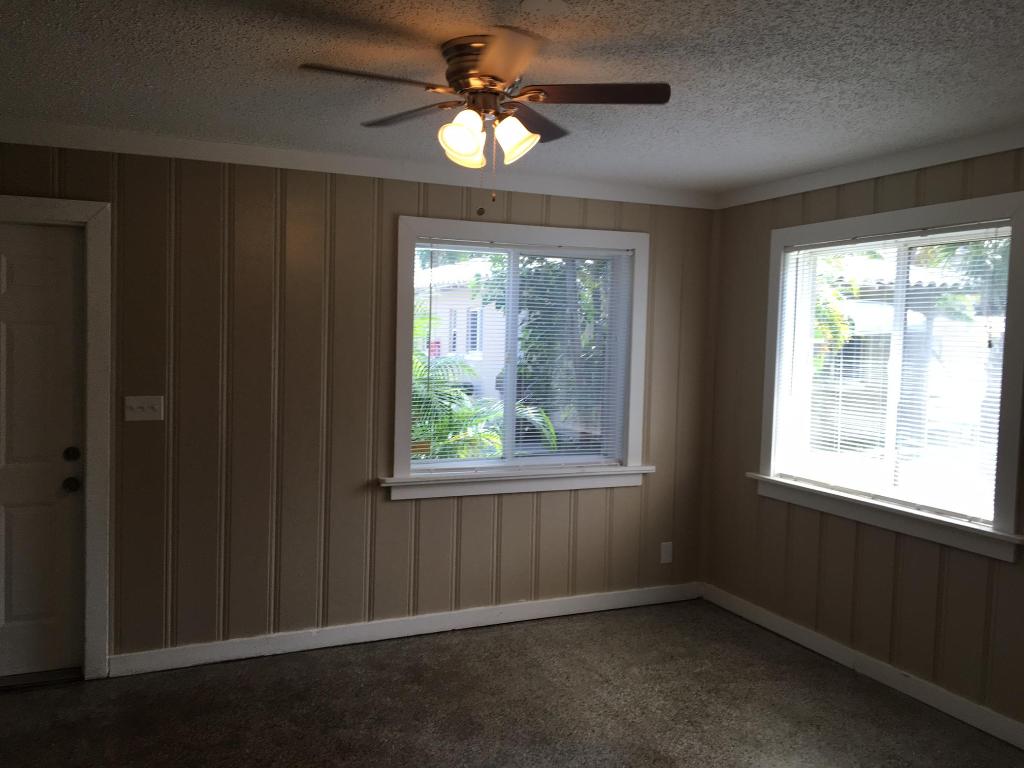 NORTH PALM BCH 3 - Residential Lease