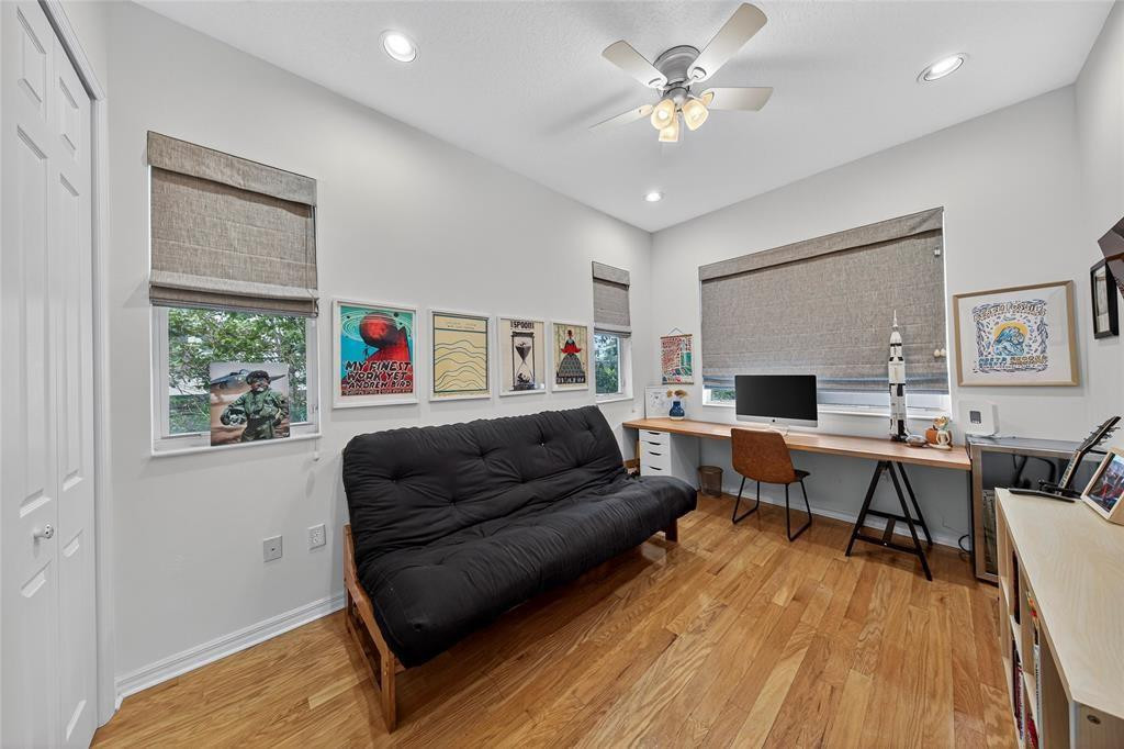 FLORIDIAN ESTATES - Residential Lease