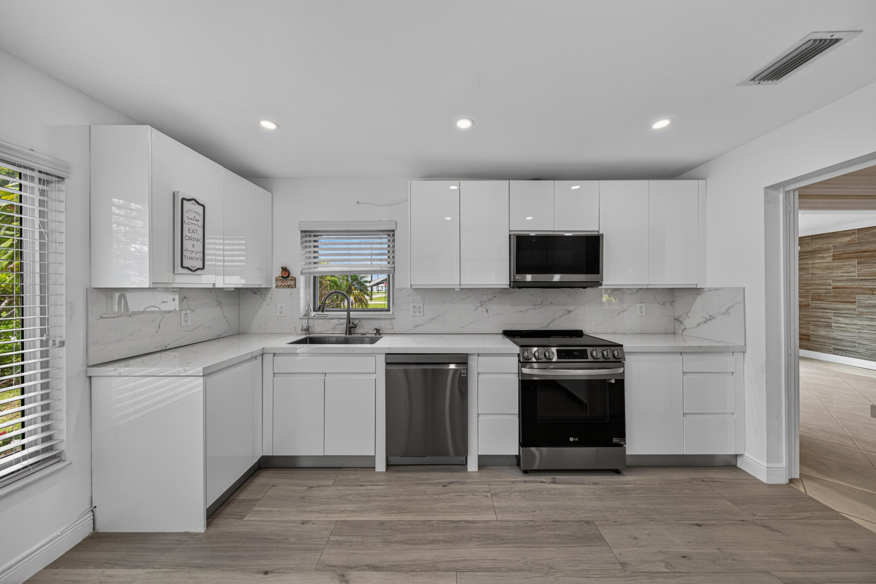 LEISUREVILLE SECOND SEC - Residential