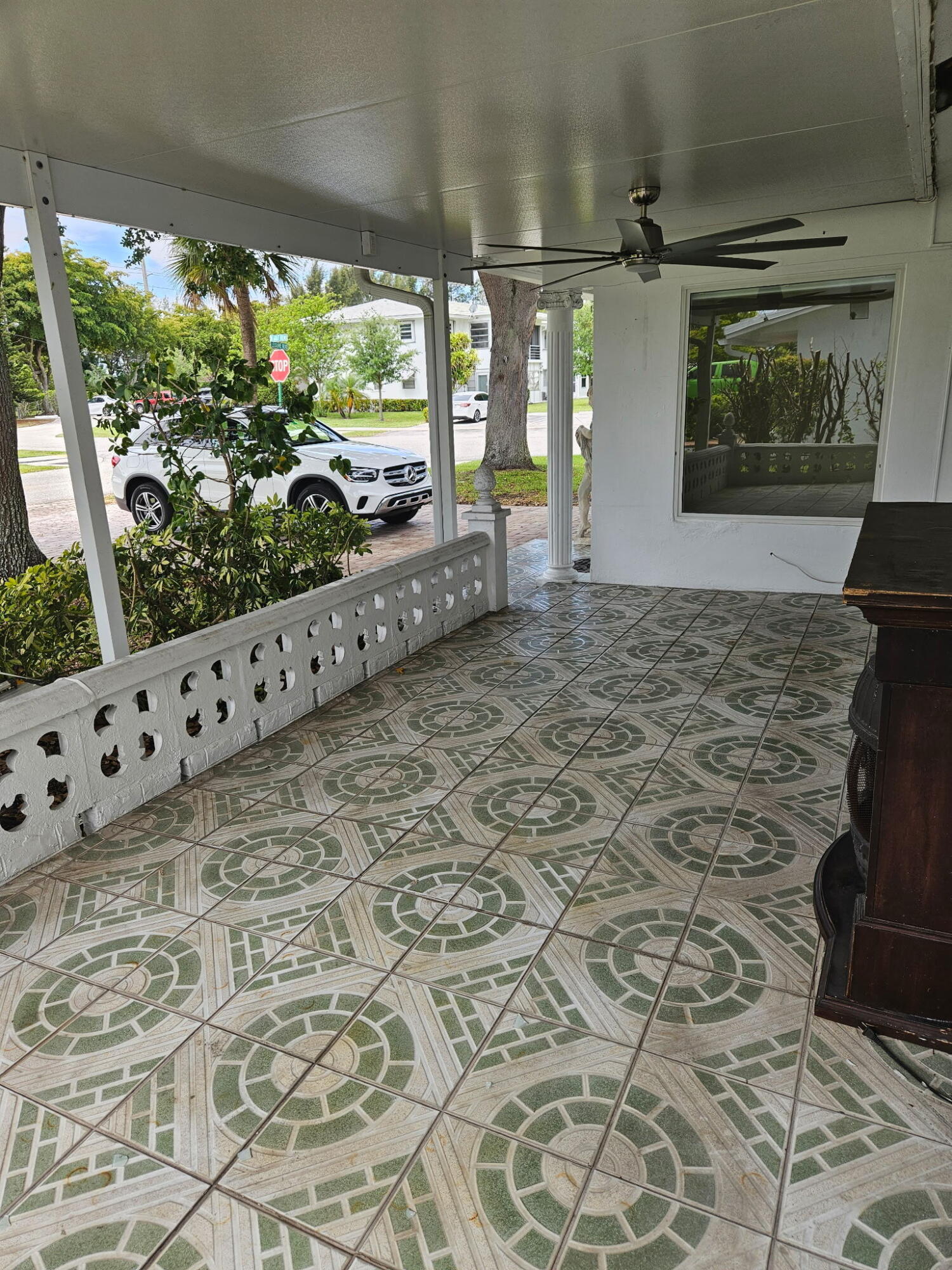 391 Leisure Boulevard