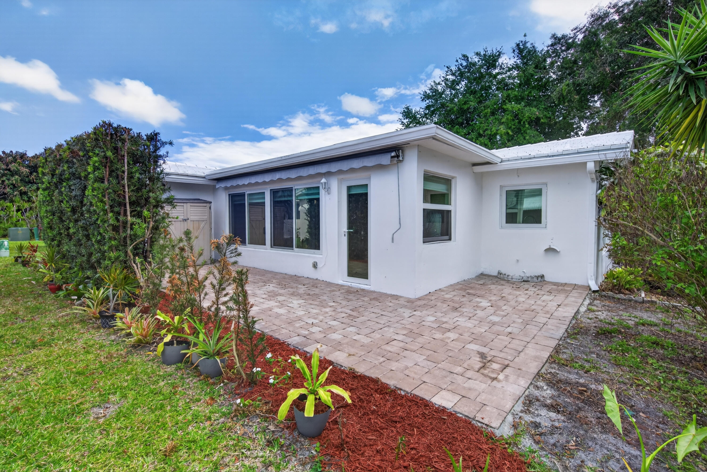 LEISUREVILLE SECOND SEC - Residential