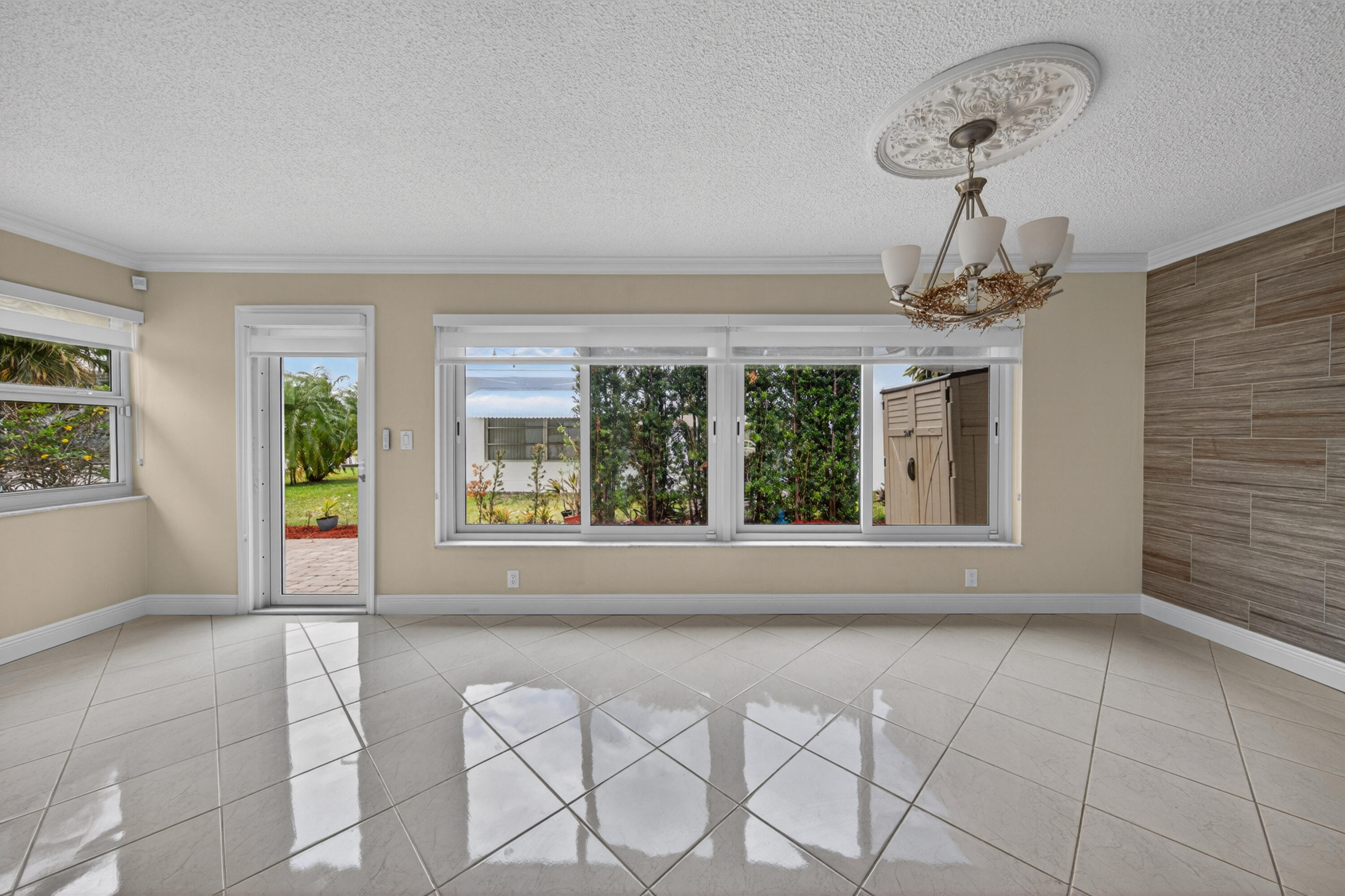 LEISUREVILLE SECOND SEC - Residential